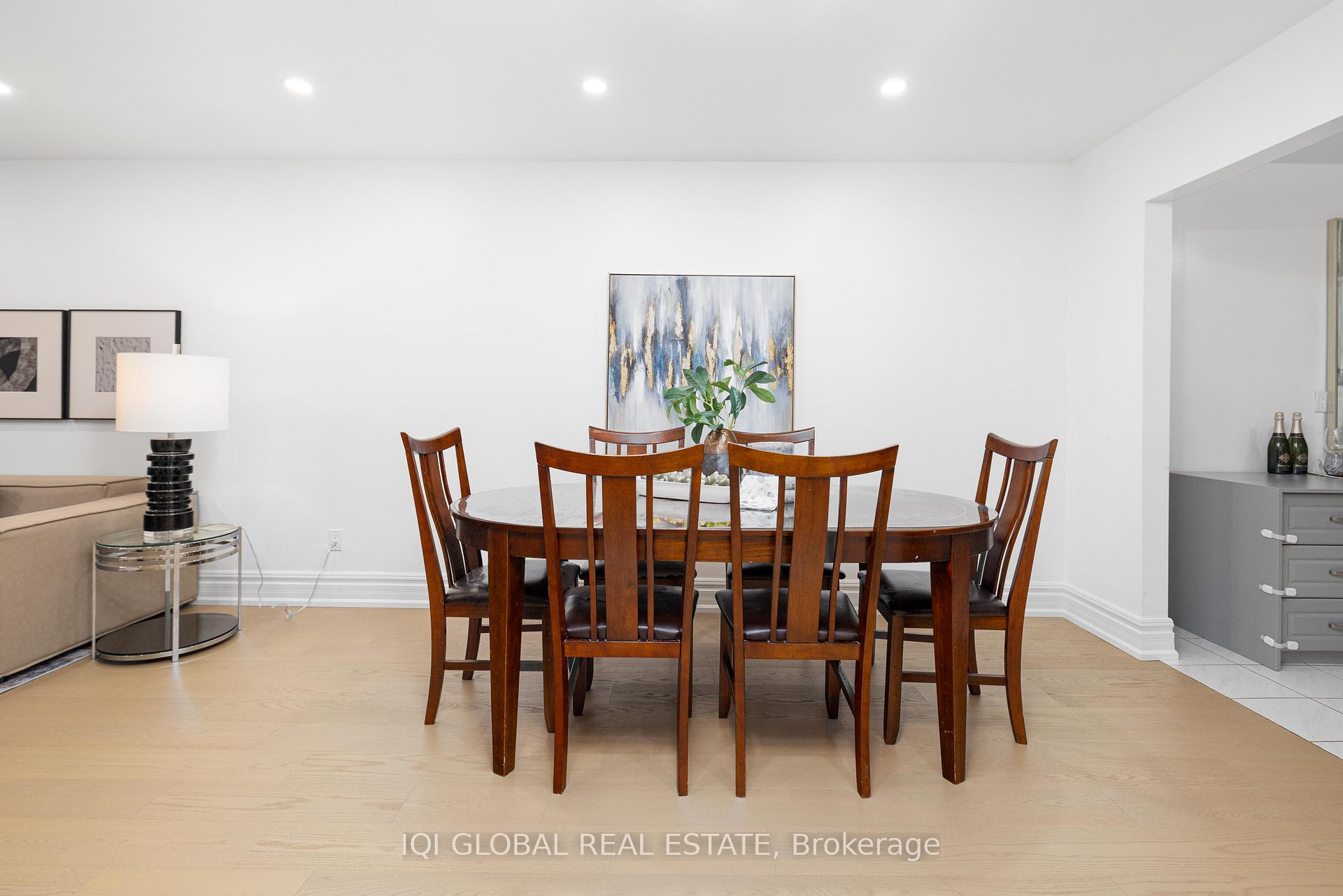 Photo 13 of 37 Digby Crescent, Markham, Milliken Mills East — HOMEH