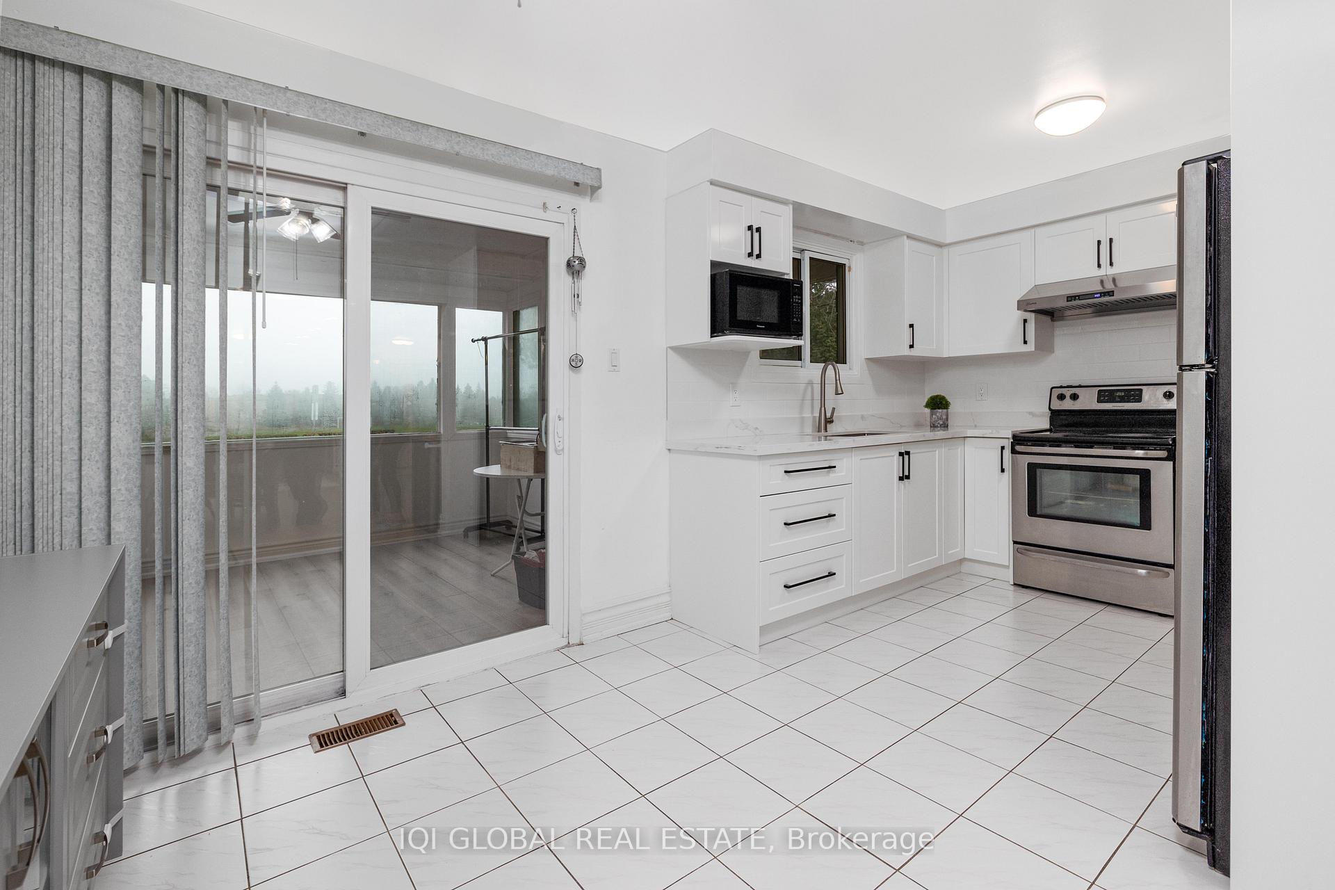 Photo 18 of 37 Digby Crescent, Markham, Milliken Mills East — HOMEH