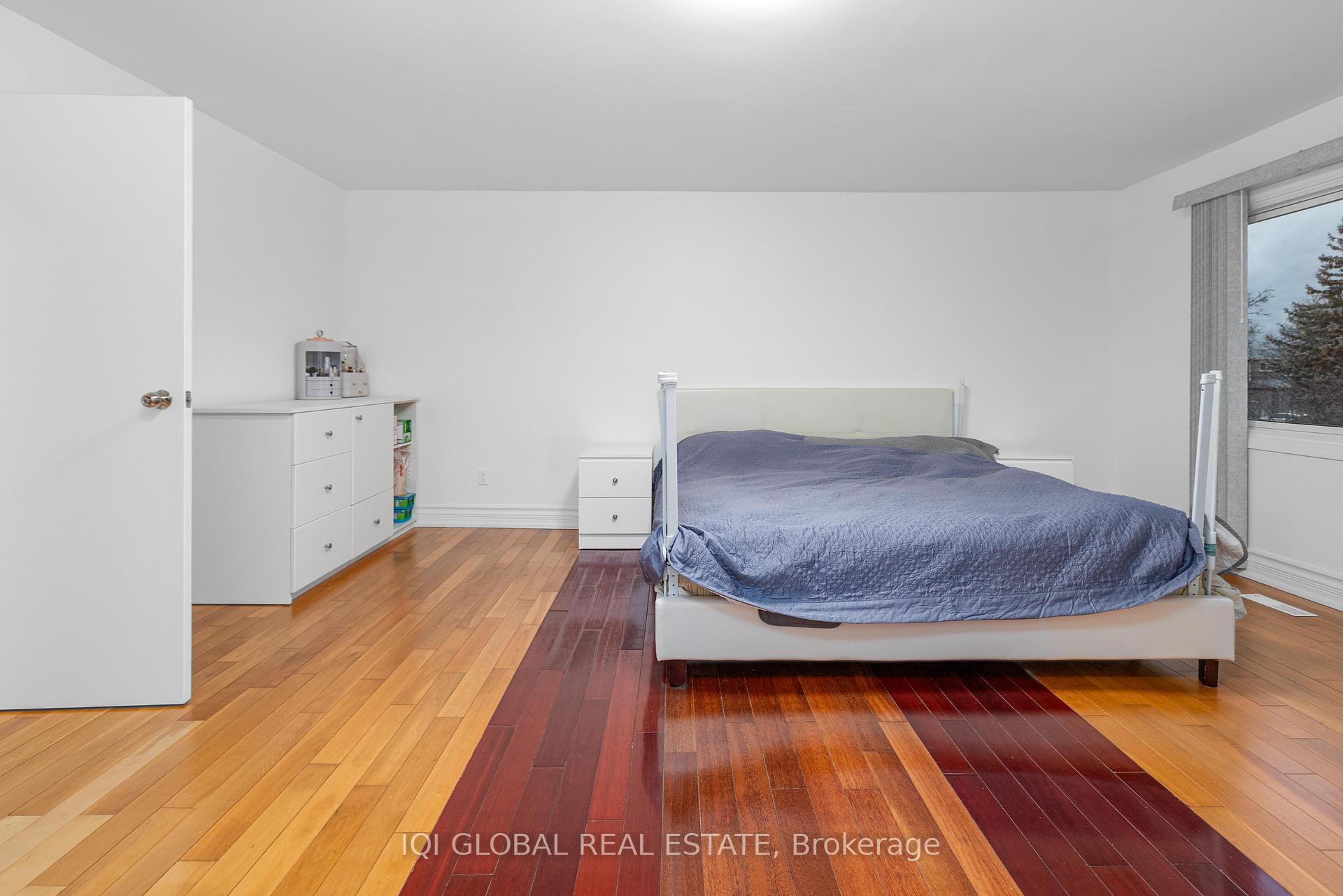 Photo 22 of 37 Digby Crescent, Markham, Milliken Mills East — HOMEH