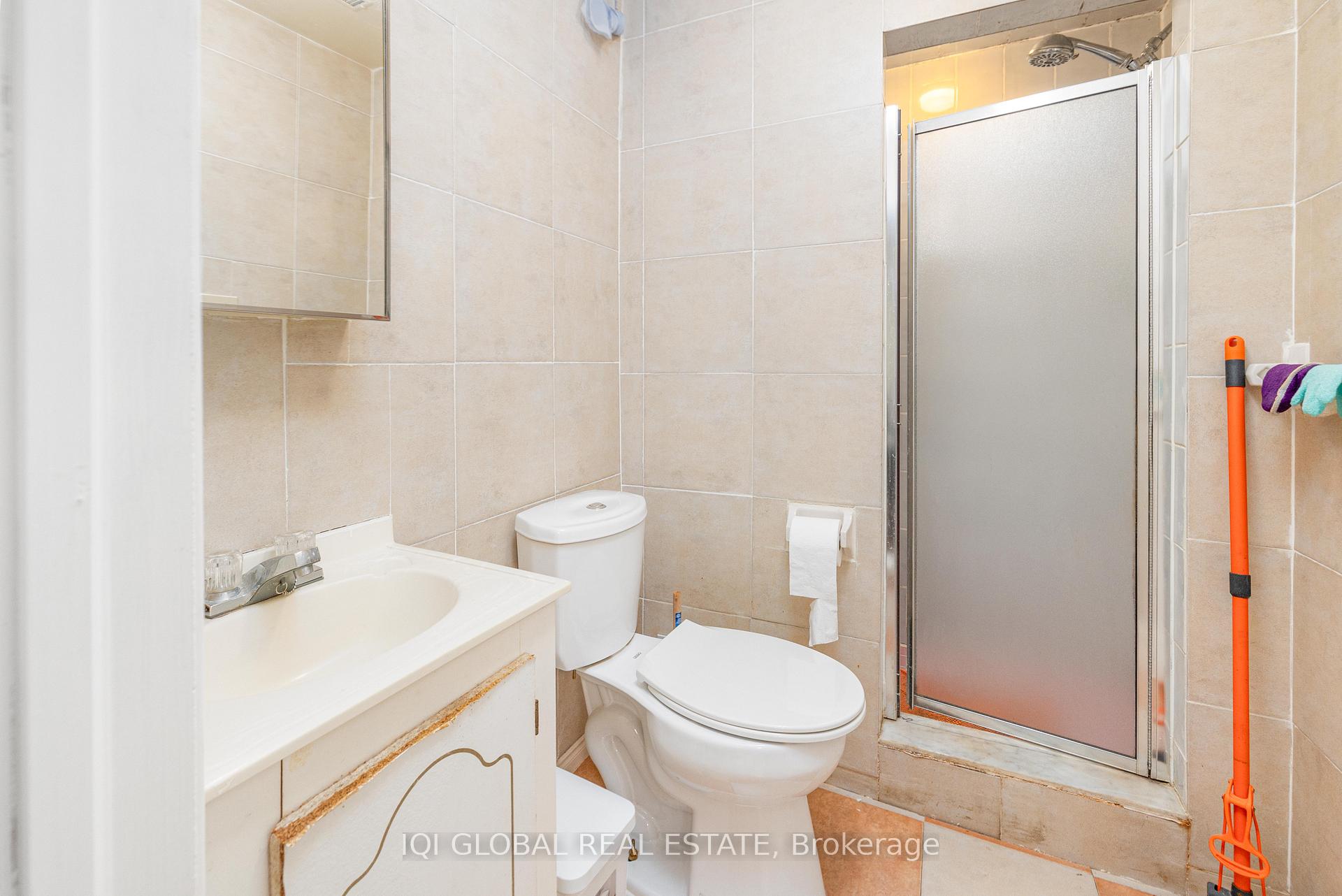Photo 28 of 37 Digby Crescent, Markham, Milliken Mills East — HOMEH