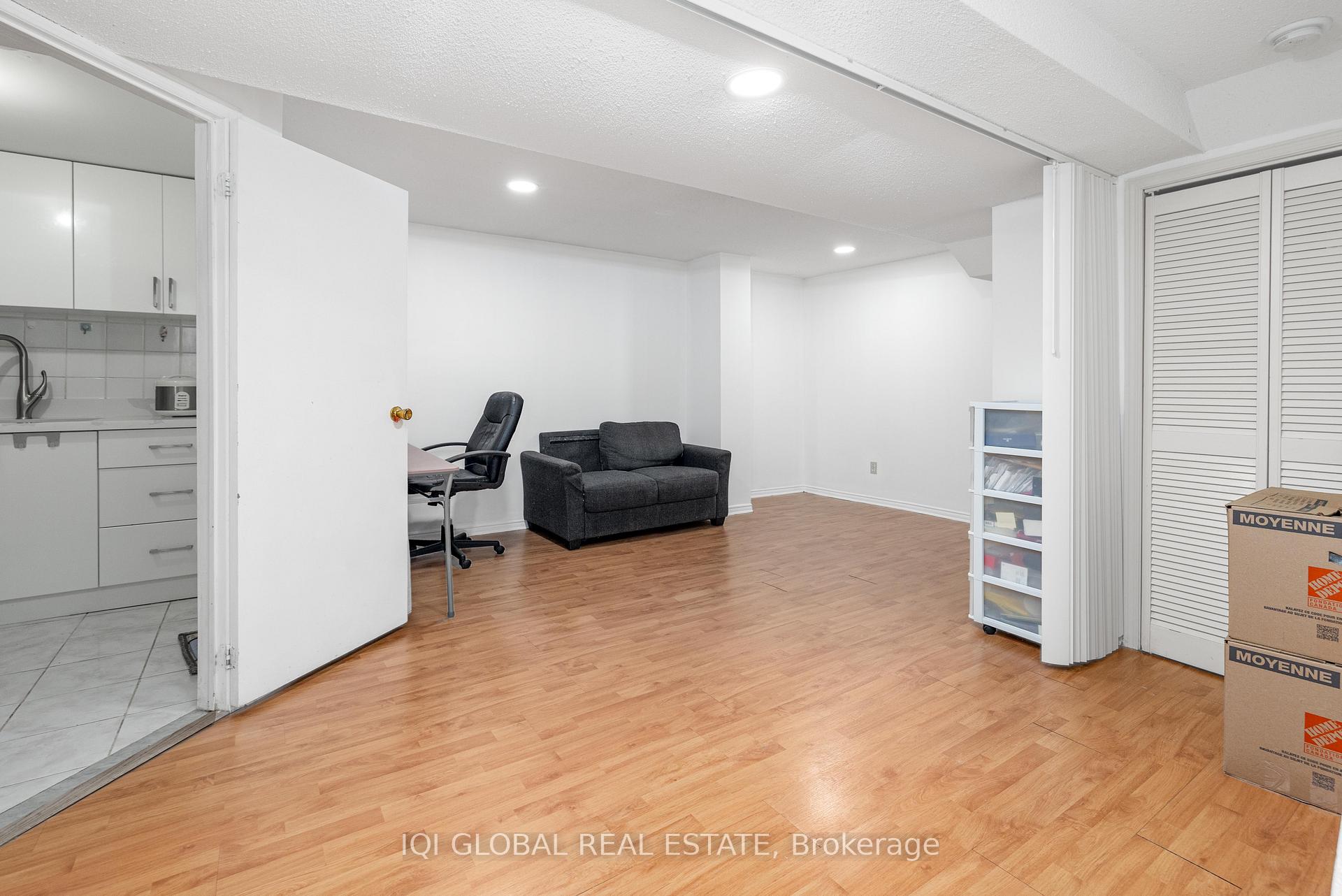 Photo 31 of 37 Digby Crescent, Markham, Milliken Mills East — HOMEH