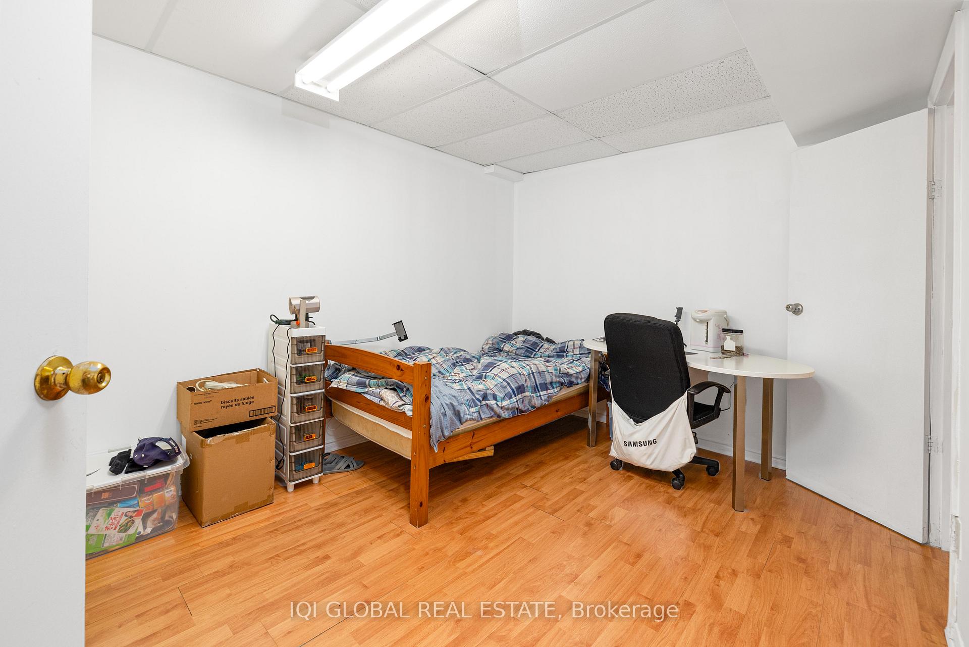 Photo 33 of 37 Digby Crescent, Markham, Milliken Mills East — HOMEH