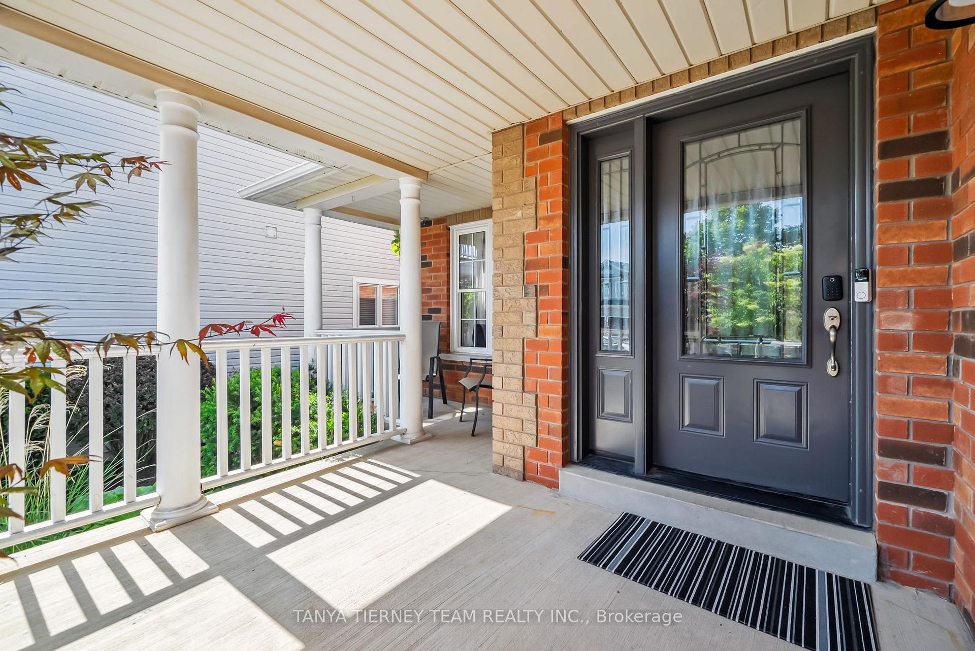 Photo 5 of 8 Nathan Avenue, Whitby, Brooklin — HOMEH