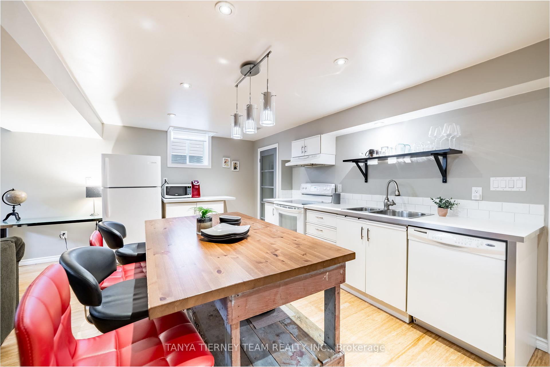 Photo 19 of 8 Nathan Avenue, Whitby, Brooklin — HOMEH