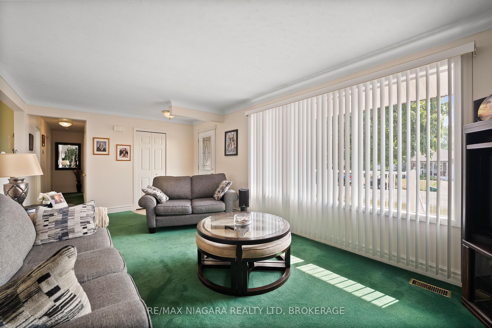 Photo 5 of 28 Hendershot Avenue, Welland, Lincoln/Crowland — HOMEH