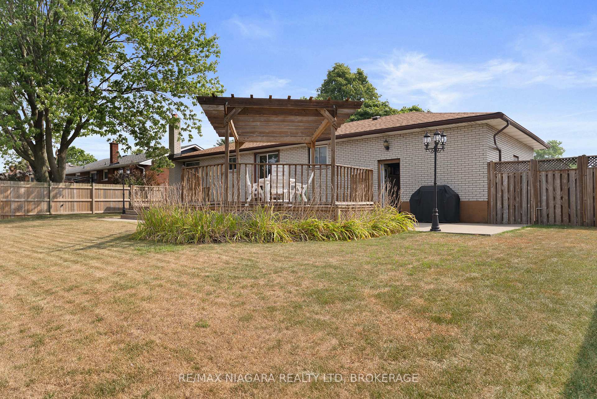 Photo 26 of 28 Hendershot Avenue, Welland, Lincoln/Crowland — HOMEH