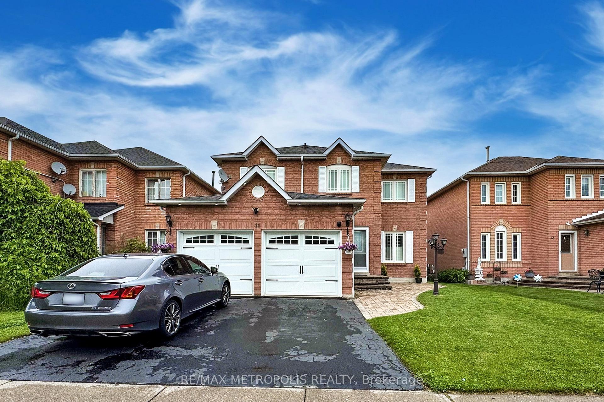 Photo 2 of Unit Basement, 11 Howes Street, Ajax, Central West — HOMEH