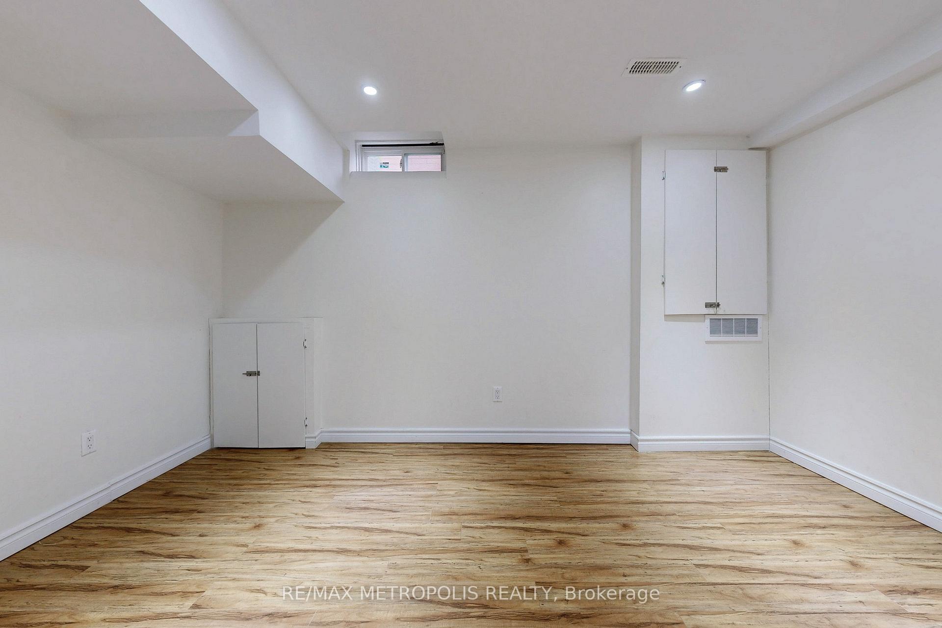 Photo 18 of Unit Basement, 11 Howes Street, Ajax, Central West — HOMEH