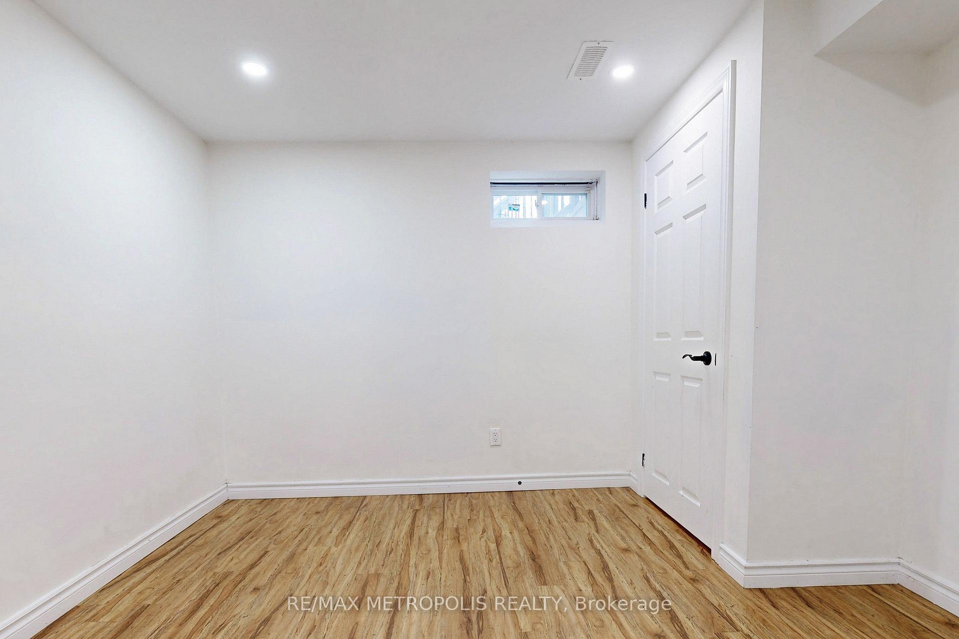 Photo 26 of Unit Basement, 11 Howes Street, Ajax, Central West — HOMEH