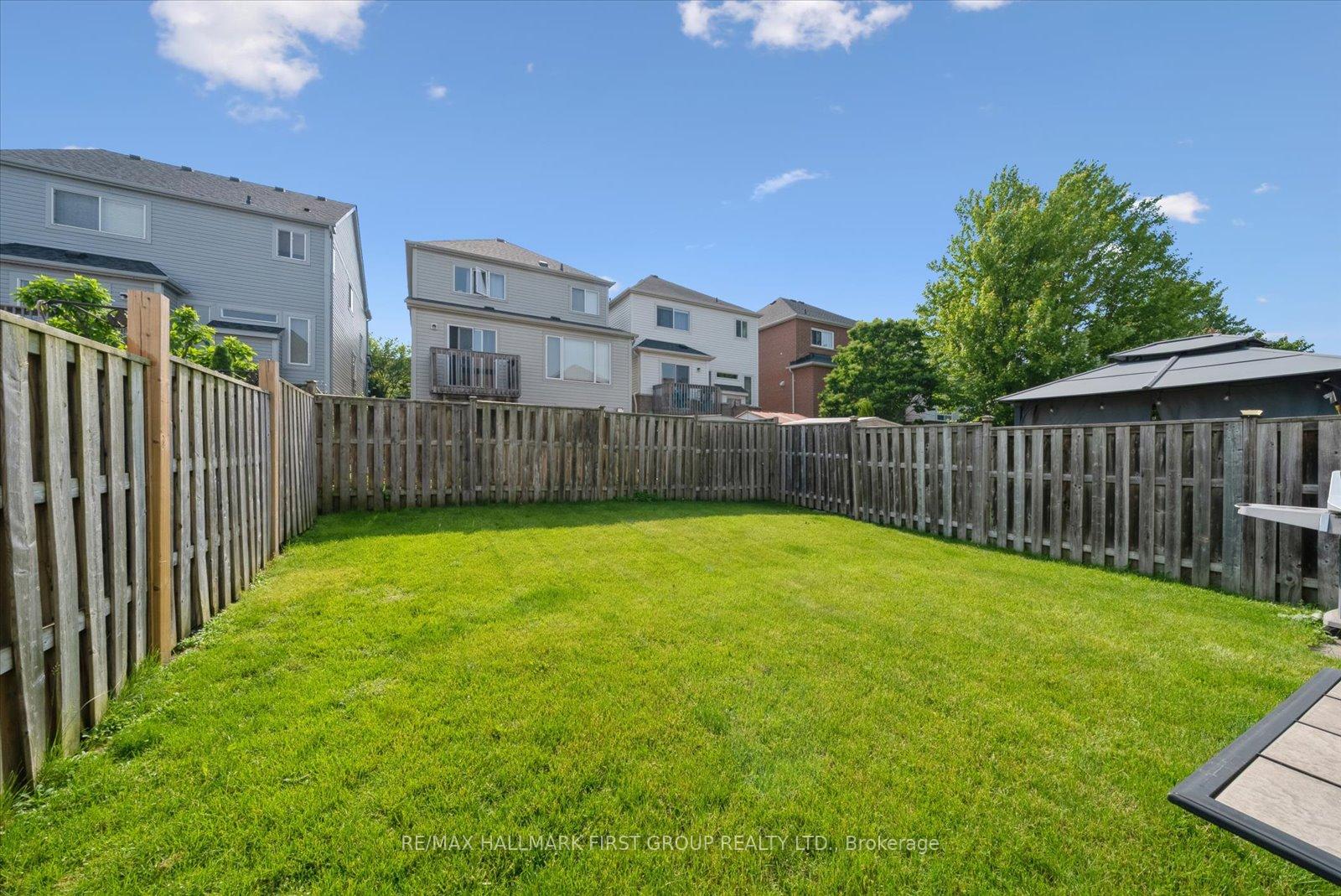 Photo 35 of 69 Vanguard Drive, Whitby, Brooklin — HOMEH