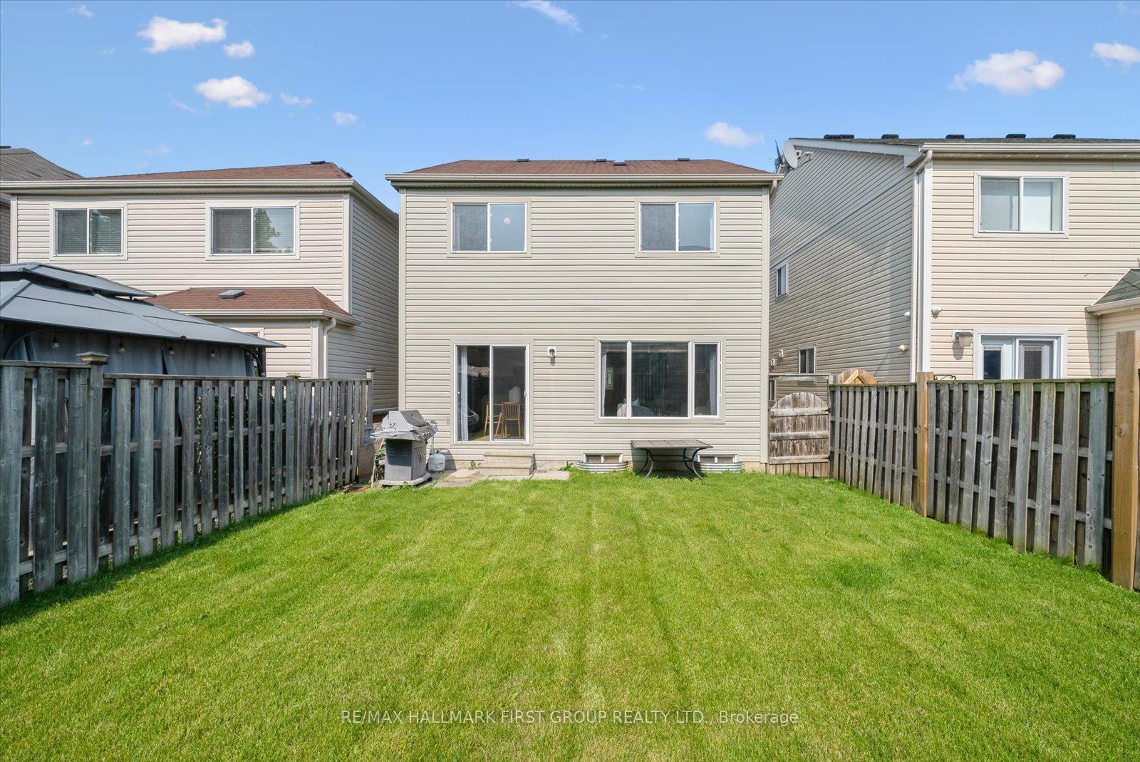 Photo 37 of 69 Vanguard Drive, Whitby, Brooklin — HOMEH