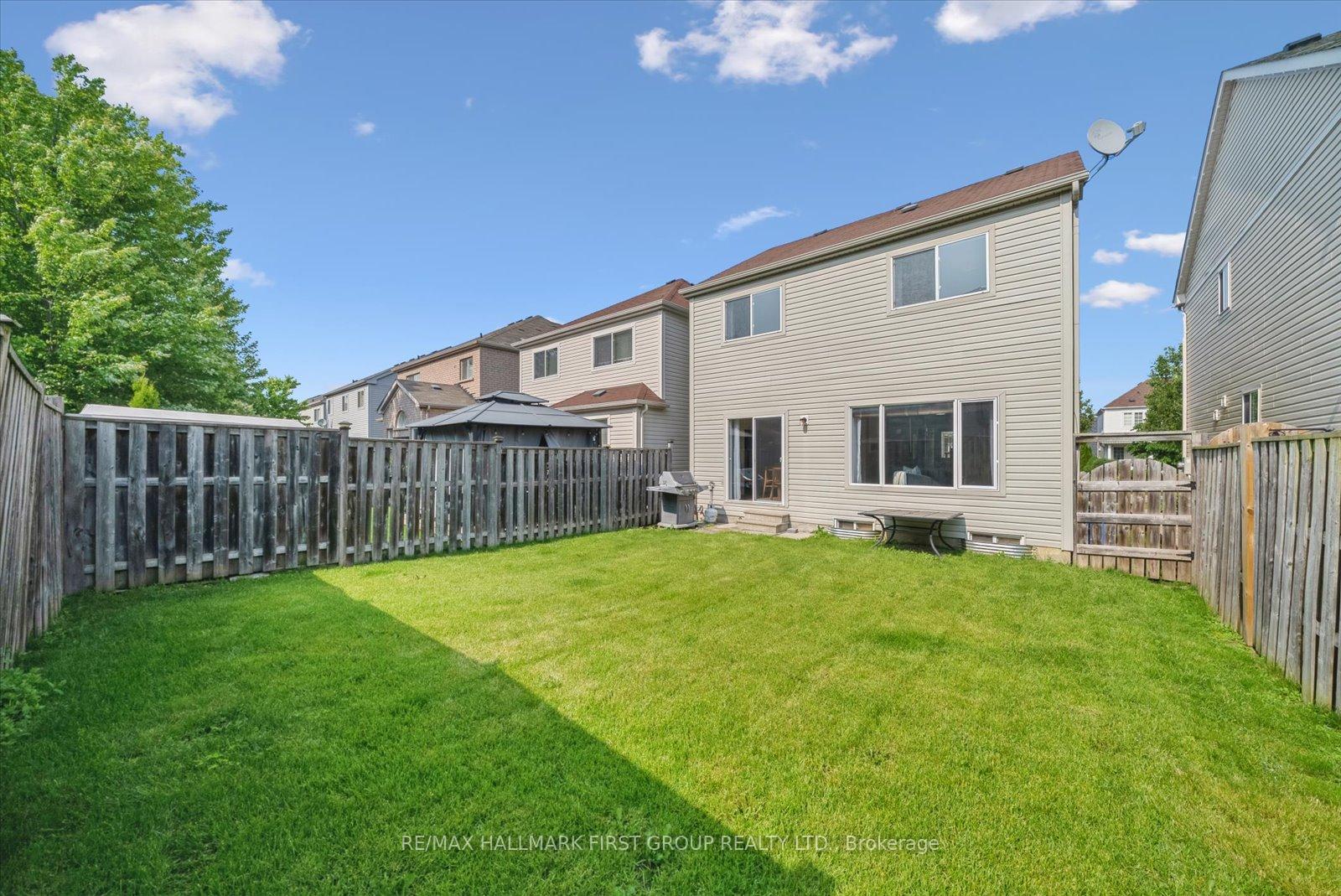 Photo 38 of 69 Vanguard Drive, Whitby, Brooklin — HOMEH