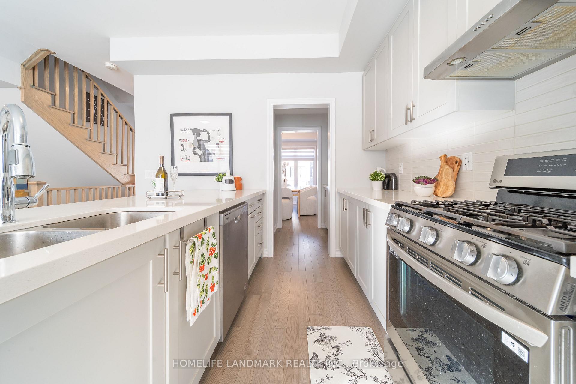 Photo 6 of 23 Guardhouse Crescent, Markham, Angus Glen — HOMEH