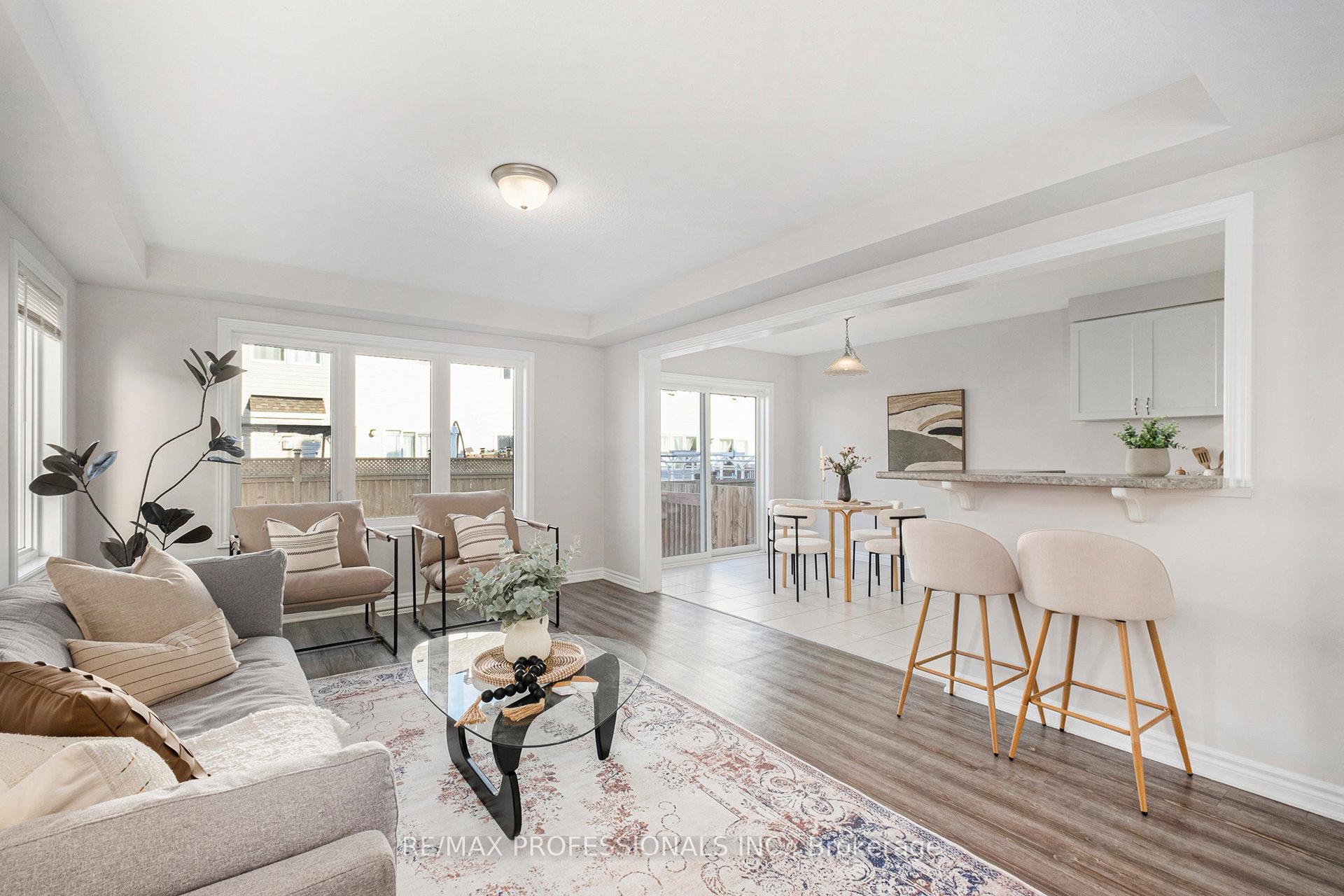 Photo 6 of 2241 Watercolours Way, Ottawa, Barrhaven - Half Moon Bay — HOMEH