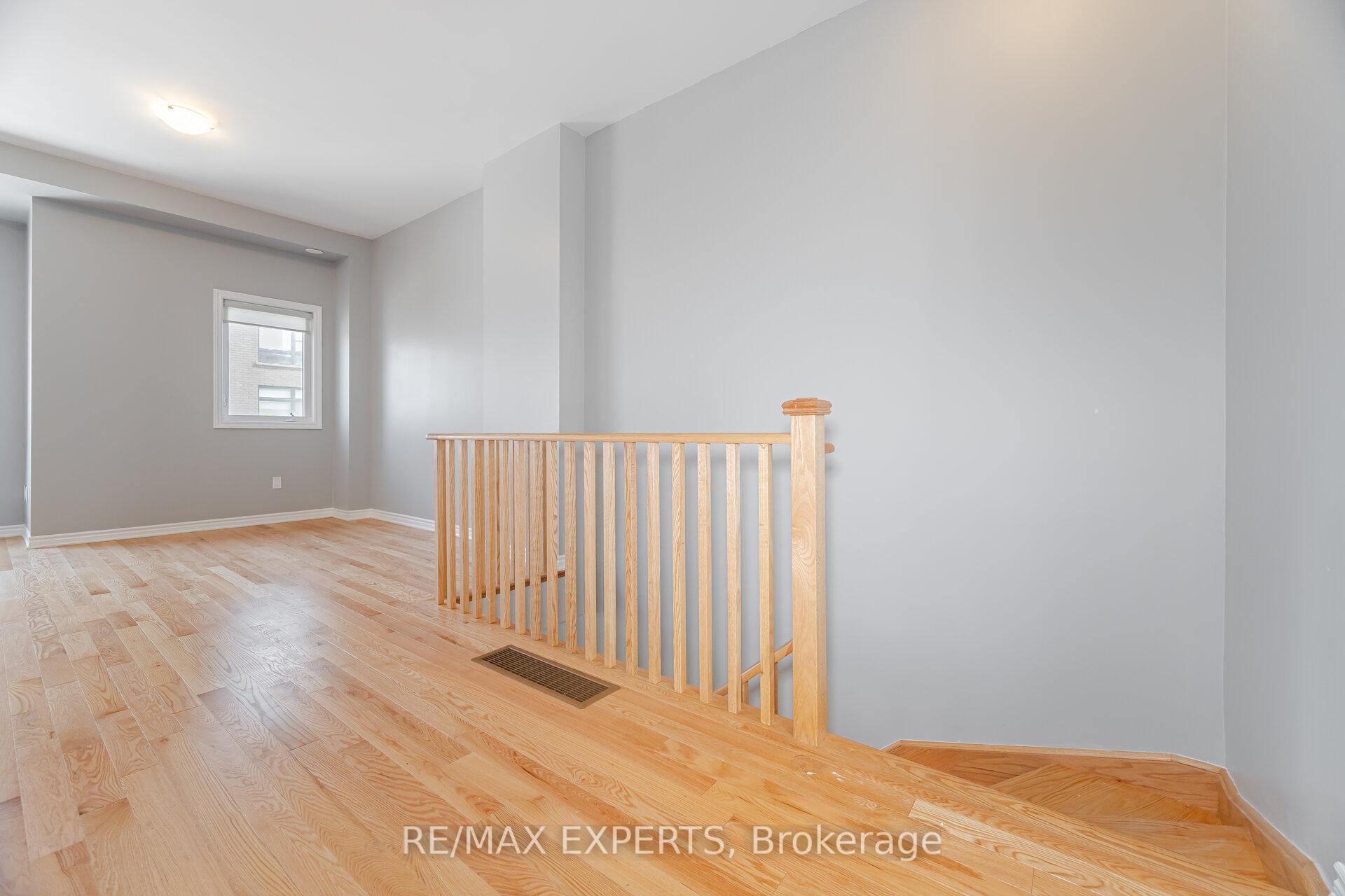 Photo 6 of 29 Quilico Road, Vaughan, Elder Mills — HOMEH