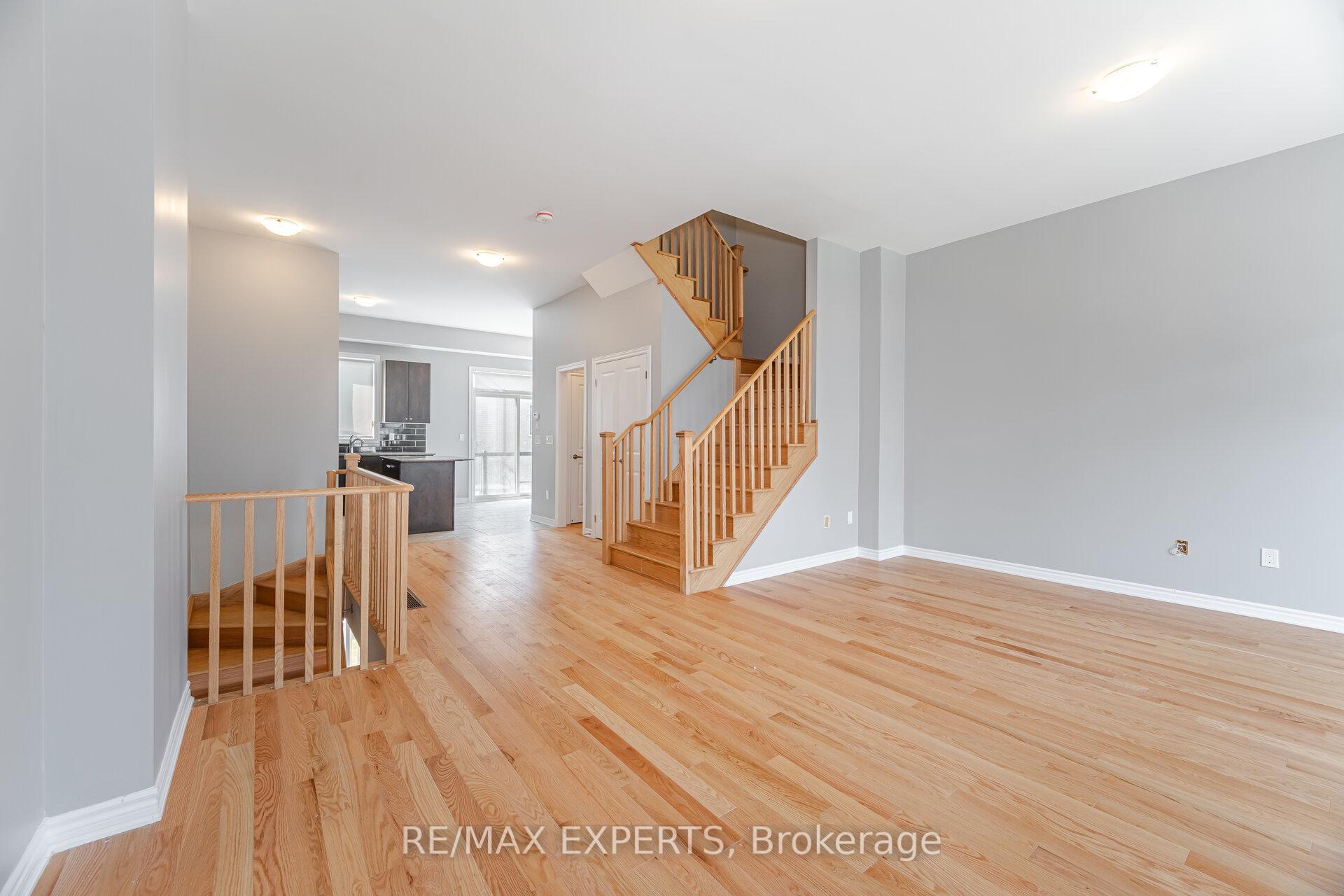 Photo 8 of 29 Quilico Road, Vaughan, Elder Mills — HOMEH