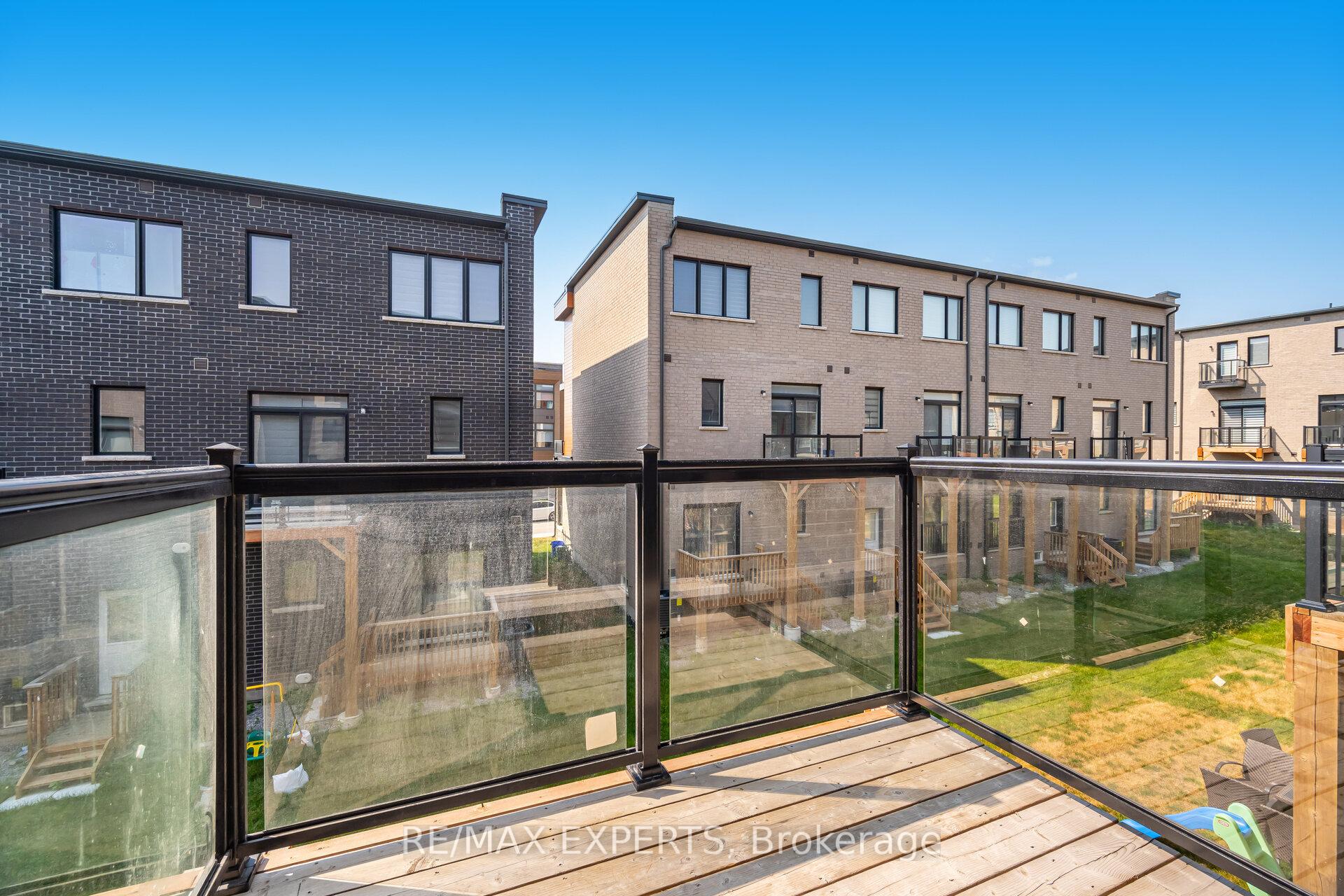 Photo 17 of 29 Quilico Road, Vaughan, Elder Mills — HOMEH