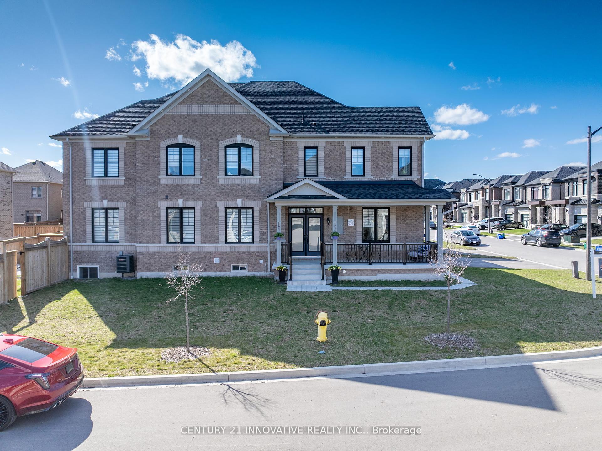 Photo 2 of 23 Walter Clifford Nesbitt Drive, Whitby, Rural Whitby — HOMEH