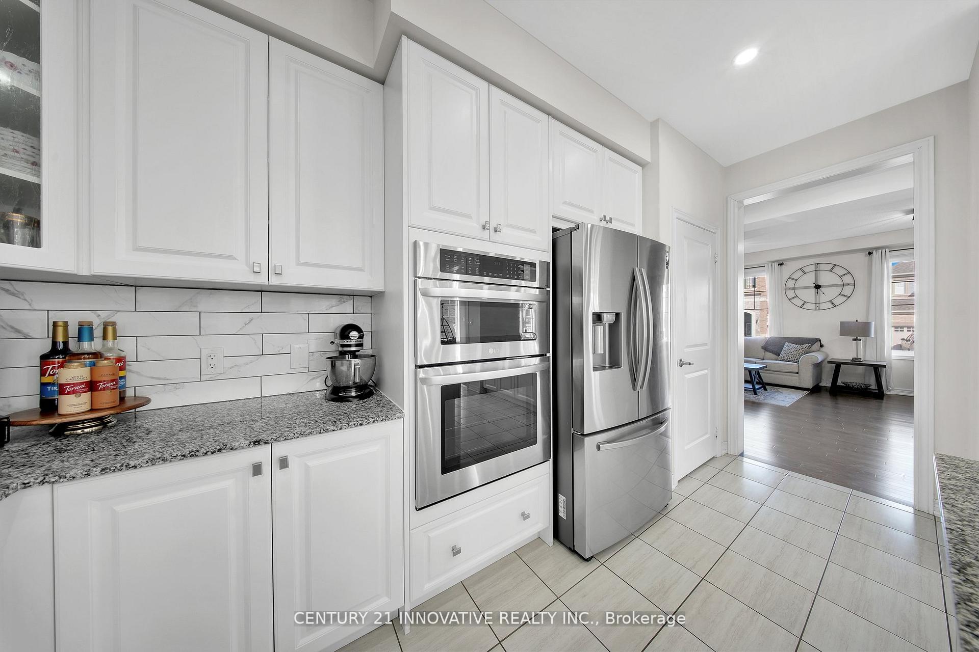 Photo 12 of 23 Walter Clifford Nesbitt Drive, Whitby, Rural Whitby — HOMEH