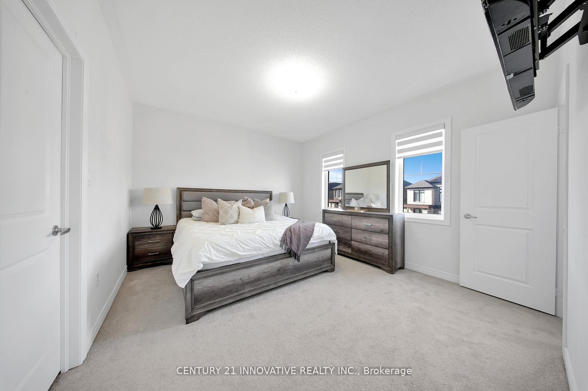 Photo 19 of 23 Walter Clifford Nesbitt Drive, Whitby, Rural Whitby — HOMEH