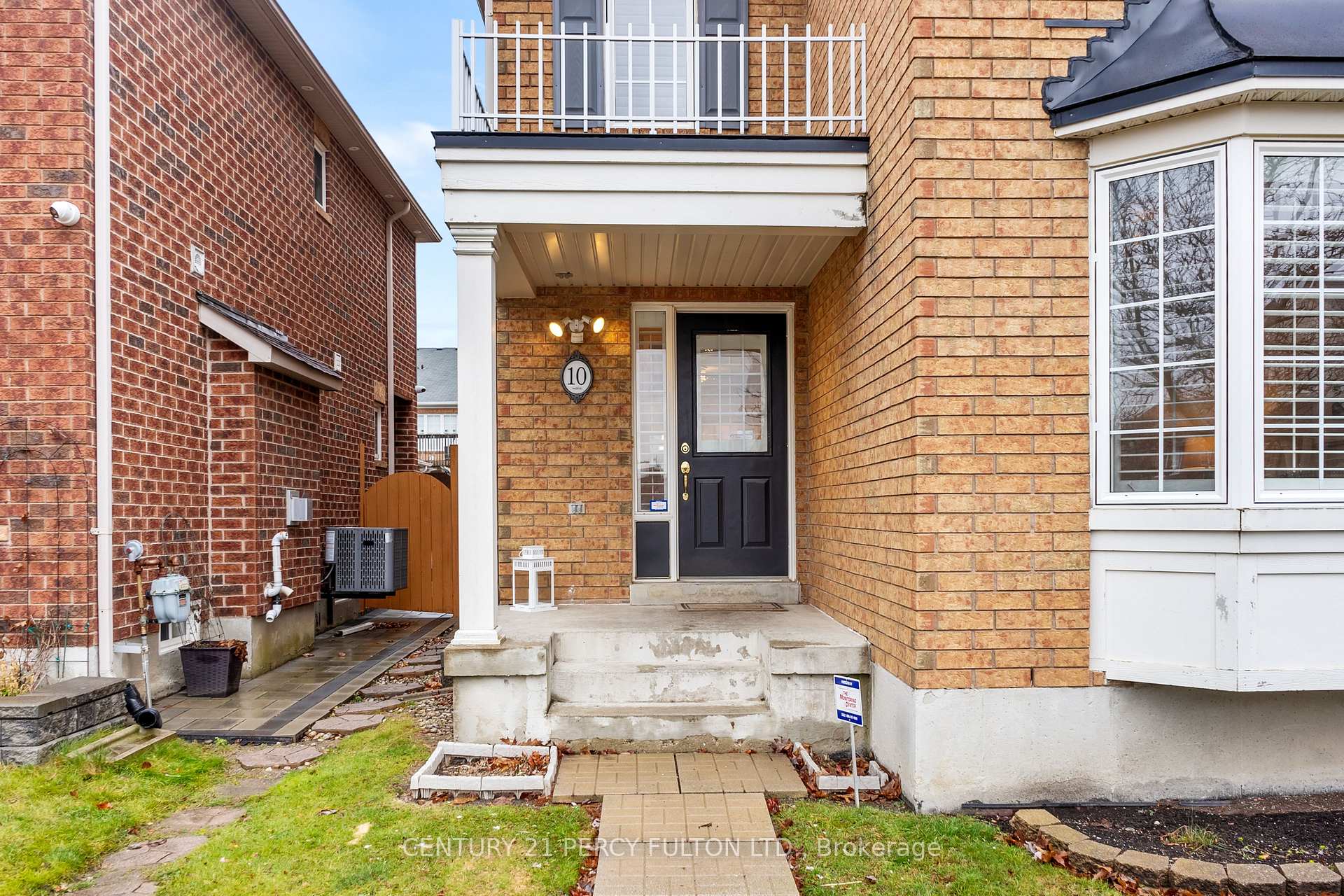 Photo 2 of 10 Colchester Street, Markham, Cornell — HOMEH