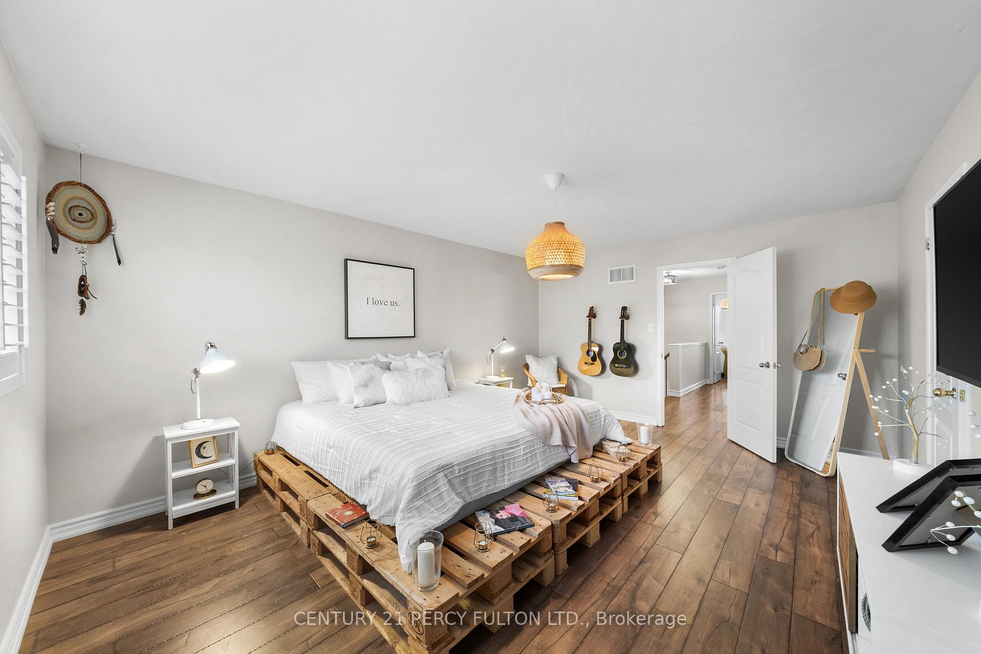 Photo 13 of 10 Colchester Street, Markham, Cornell — HOMEH
