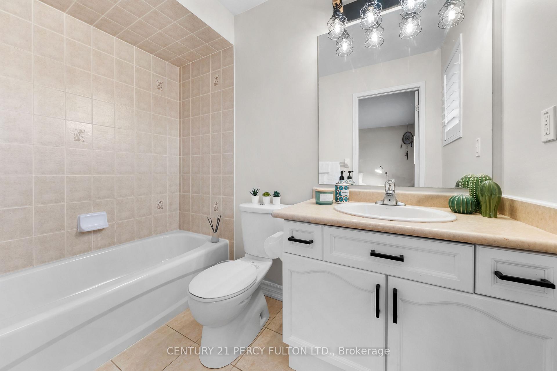 Photo 15 of 10 Colchester Street, Markham, Cornell — HOMEH