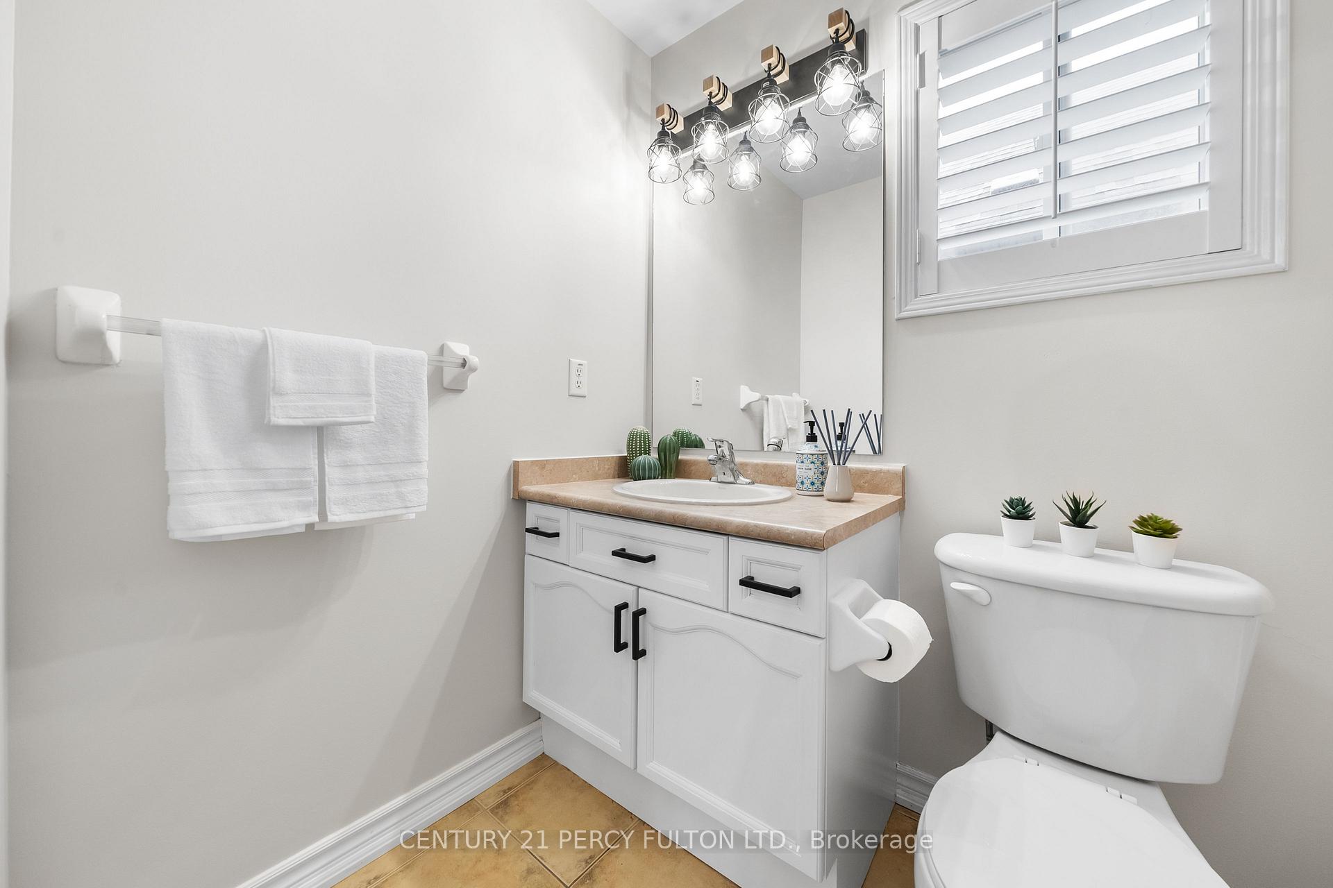Photo 17 of 10 Colchester Street, Markham, Cornell — HOMEH