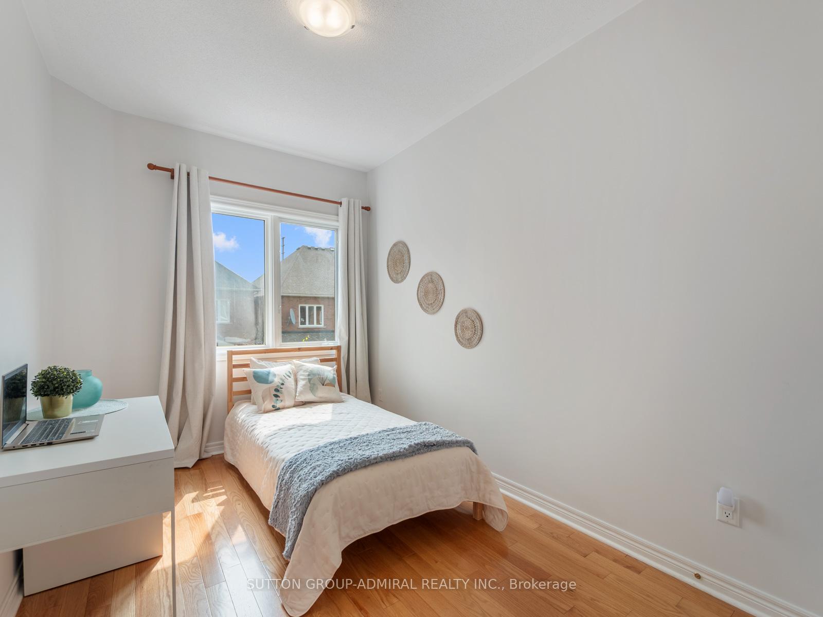 Photo 27 of 43 Mill River Drive, Vaughan, Patterson — HOMEH