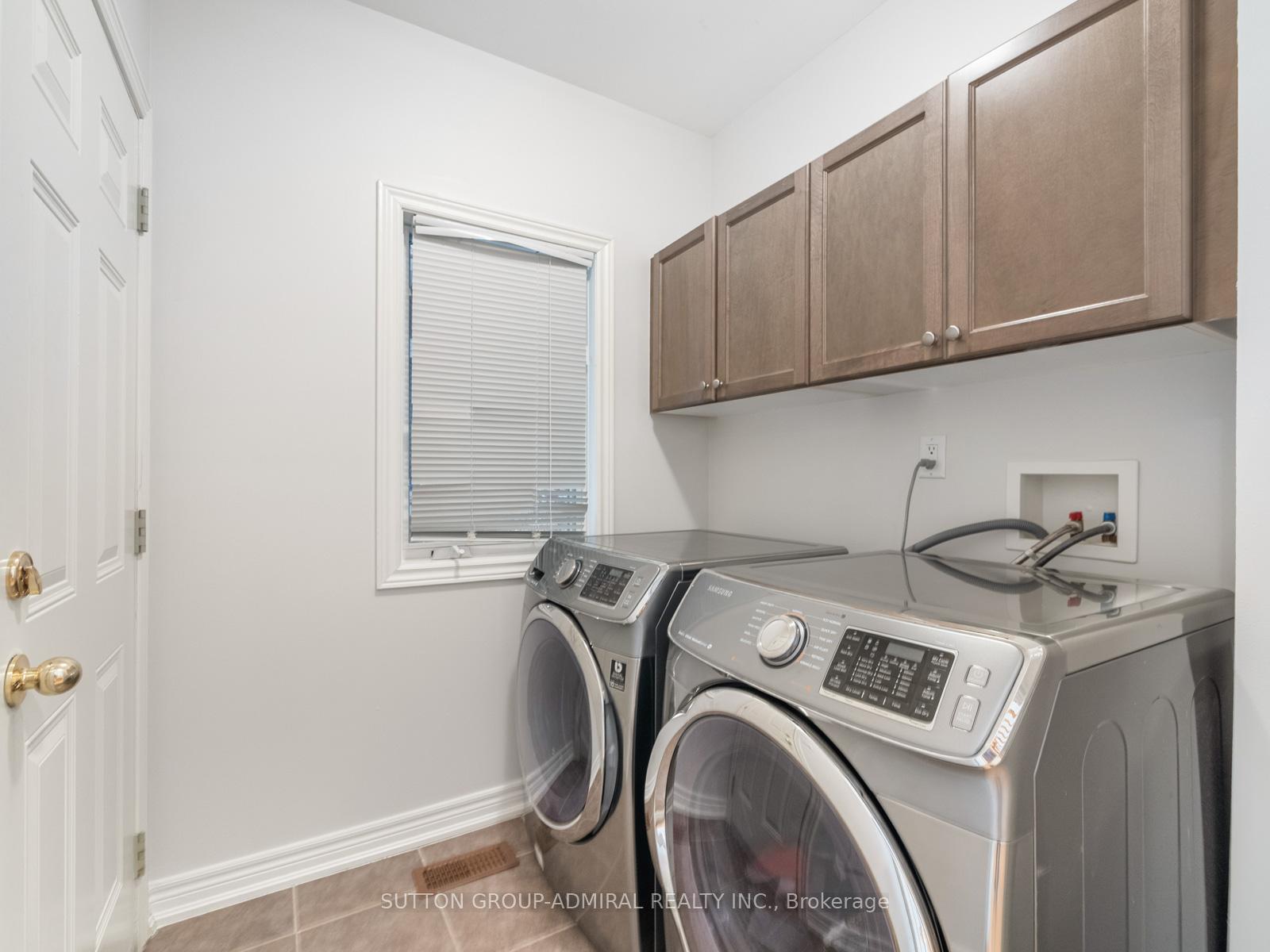 Photo 33 of 43 Mill River Drive, Vaughan, Patterson — HOMEH