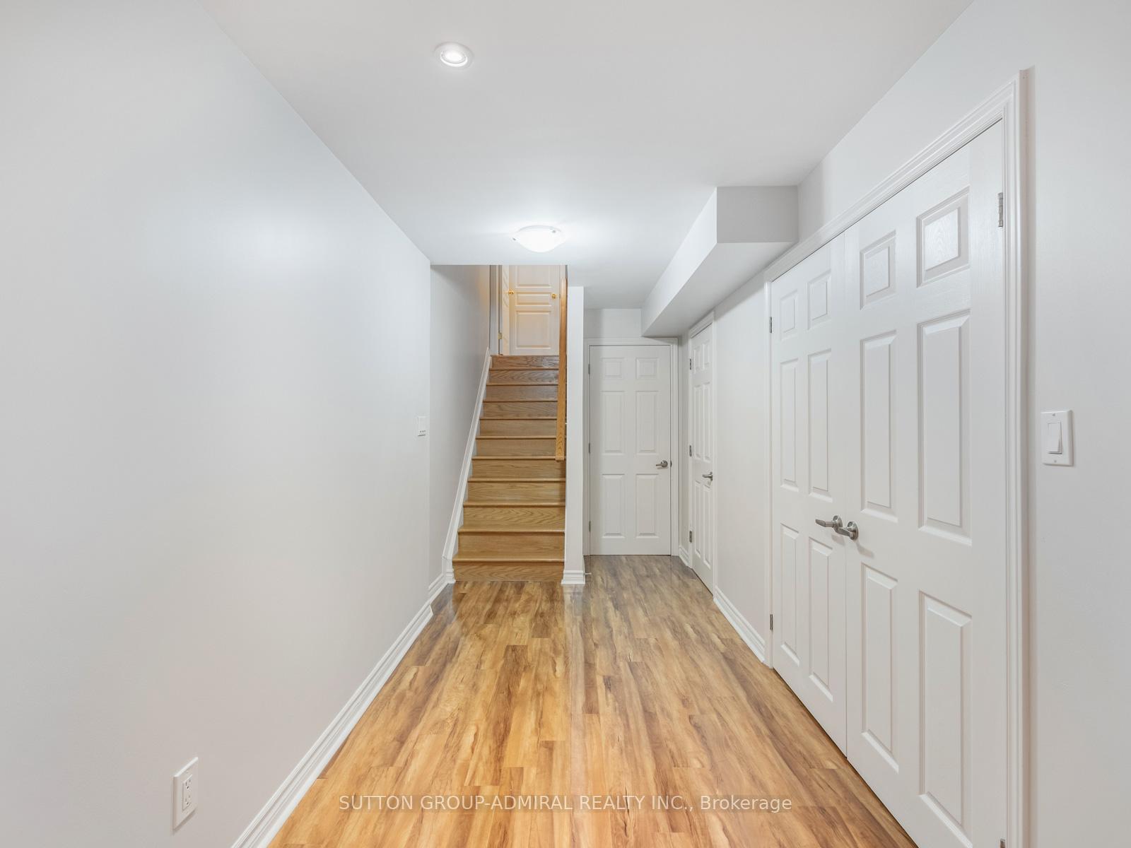 Photo 34 of 43 Mill River Drive, Vaughan, Patterson — HOMEH