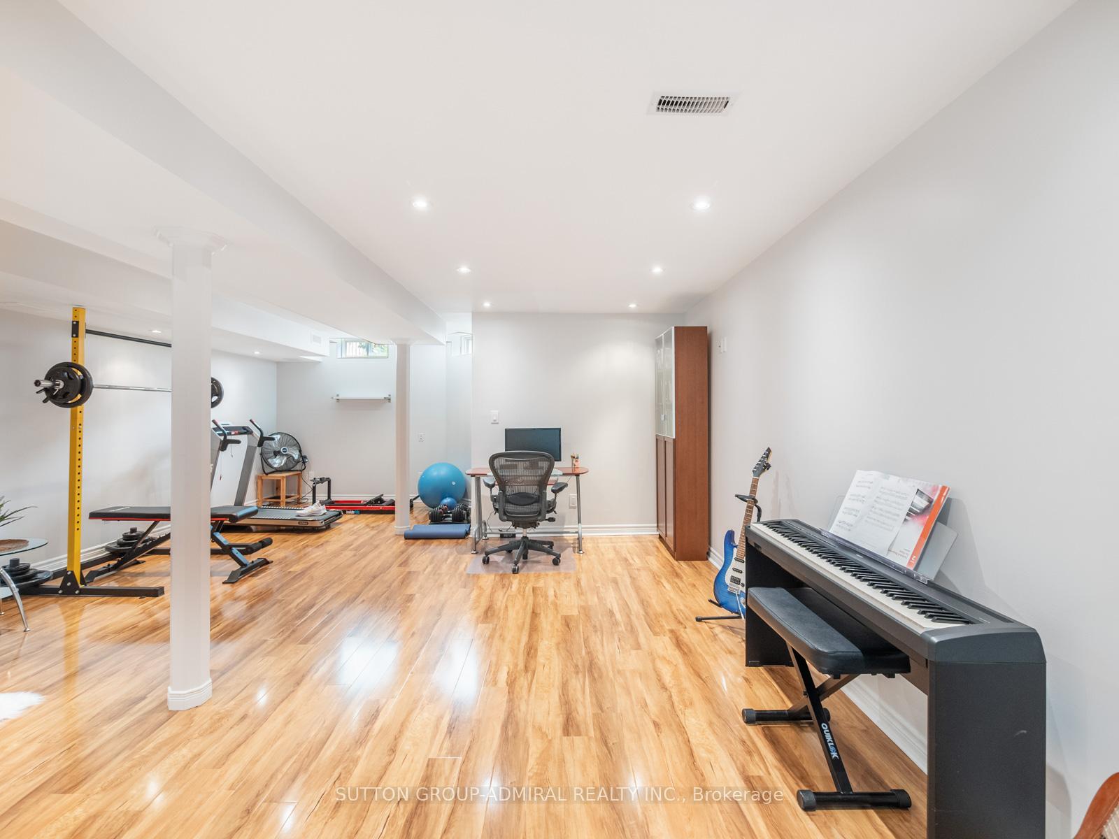 Photo 35 of 43 Mill River Drive, Vaughan, Patterson — HOMEH