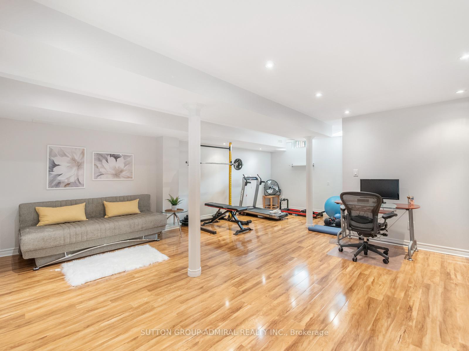 Photo 36 of 43 Mill River Drive, Vaughan, Patterson — HOMEH