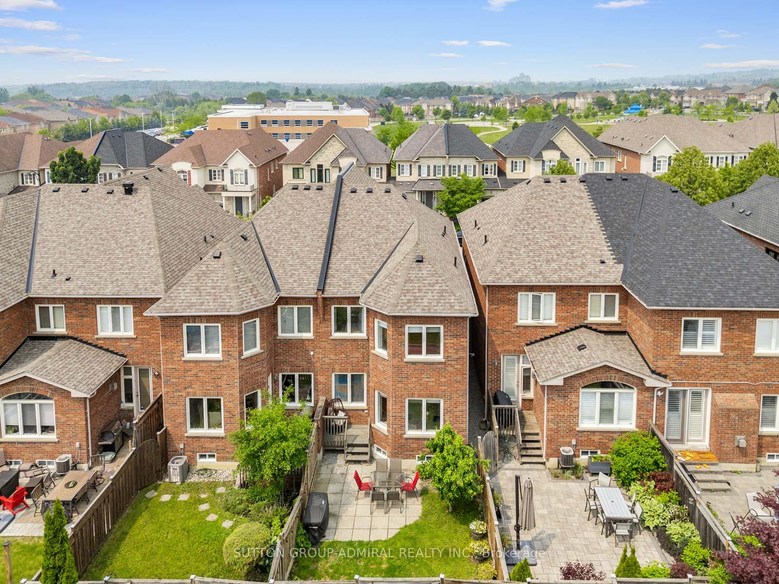 Photo 45 of 43 Mill River Drive, Vaughan, Patterson — HOMEH