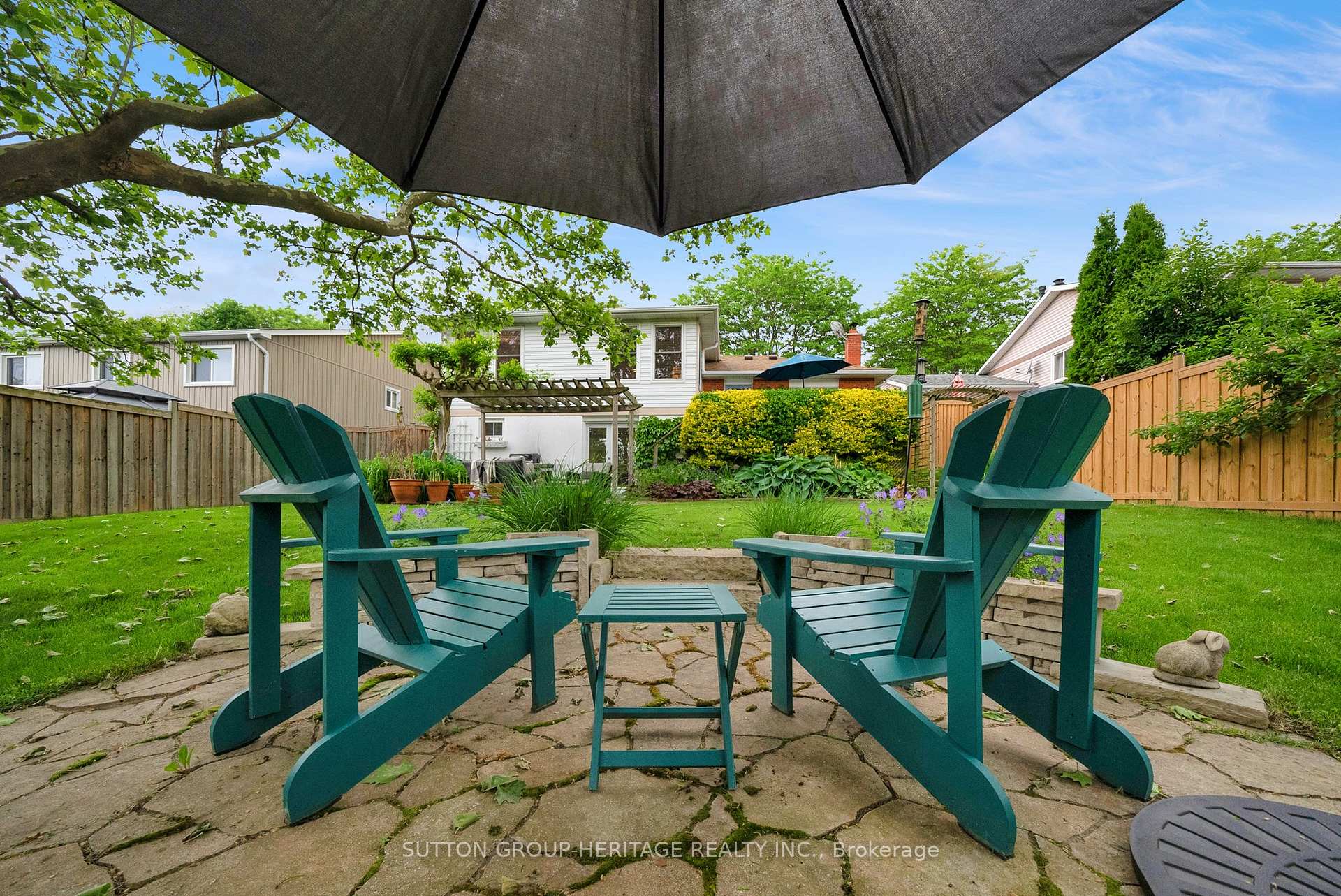 Photo 1 of 117 Guthrie Crescent, Whitby, Lynde Creek — HOMEH