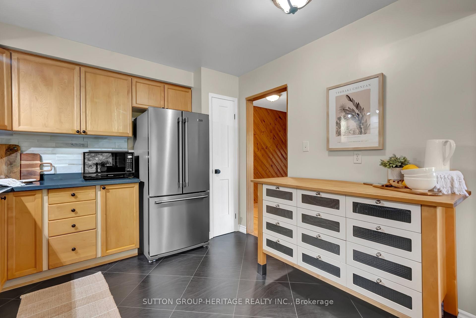 Photo 12 of 117 Guthrie Crescent, Whitby, Lynde Creek — HOMEH