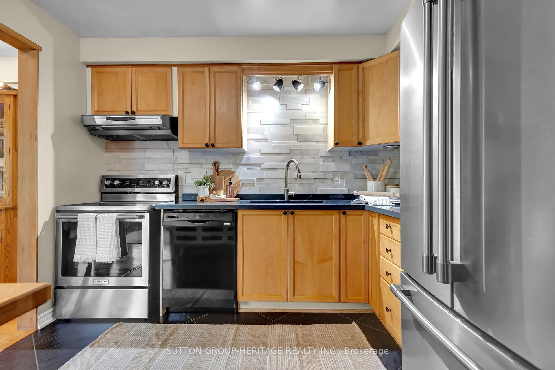 Photo 13 of 117 Guthrie Crescent, Whitby, Lynde Creek — HOMEH