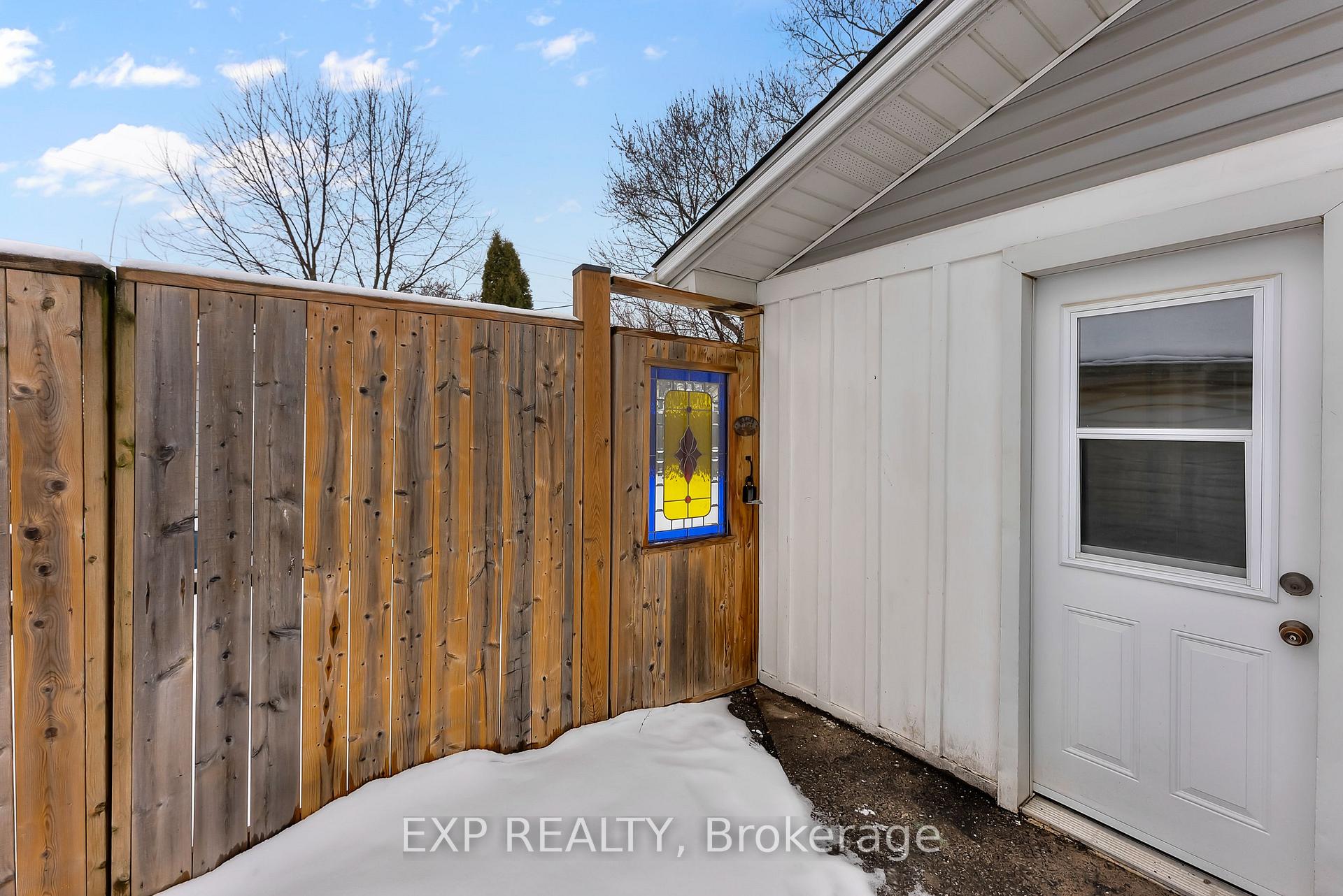 Photo 3 of Unit Lower, 27 Dunkirk Court, Welland, Lincoln/Crowland — HOMEH
