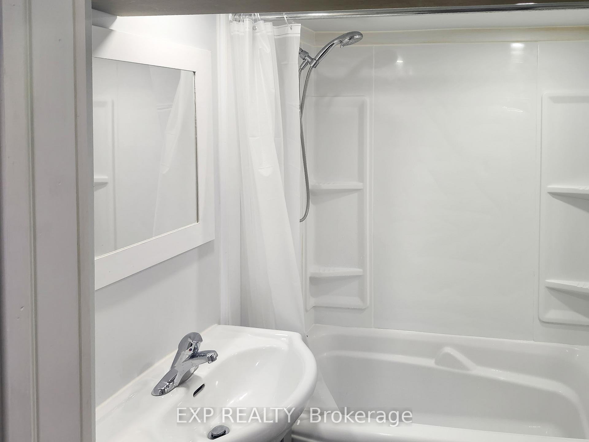 Photo 12 of Unit Lower, 27 Dunkirk Court, Welland, Lincoln/Crowland — HOMEH