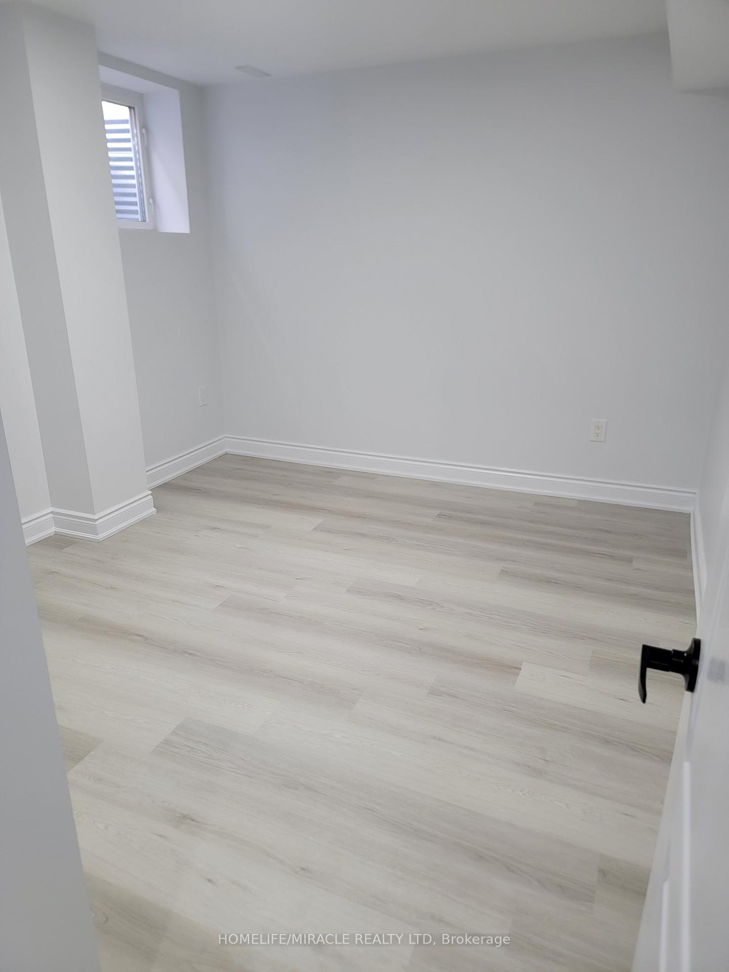 Photo 3 of Unit Basement, 6 Bach Avenue, Whitby, Rolling Acres — HOMEH