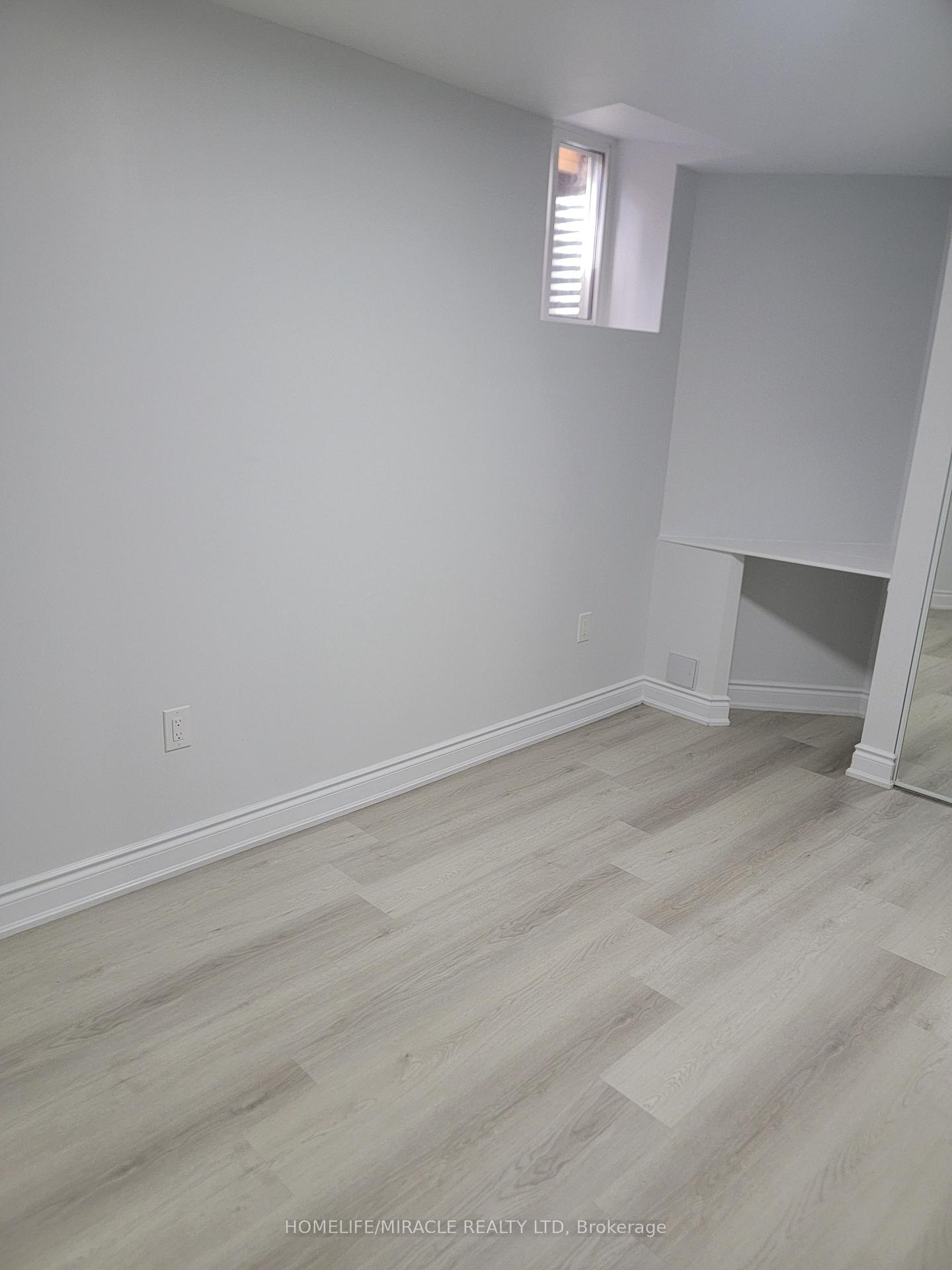 Photo 6 of Unit Basement, 6 Bach Avenue, Whitby, Rolling Acres — HOMEH