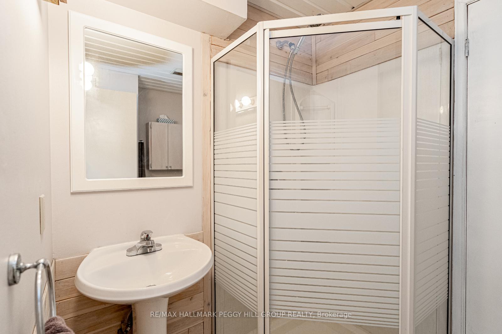 Photo 21 of 105 Broadview Avenue, Whitby, Blue Grass Meadows — HOMEH