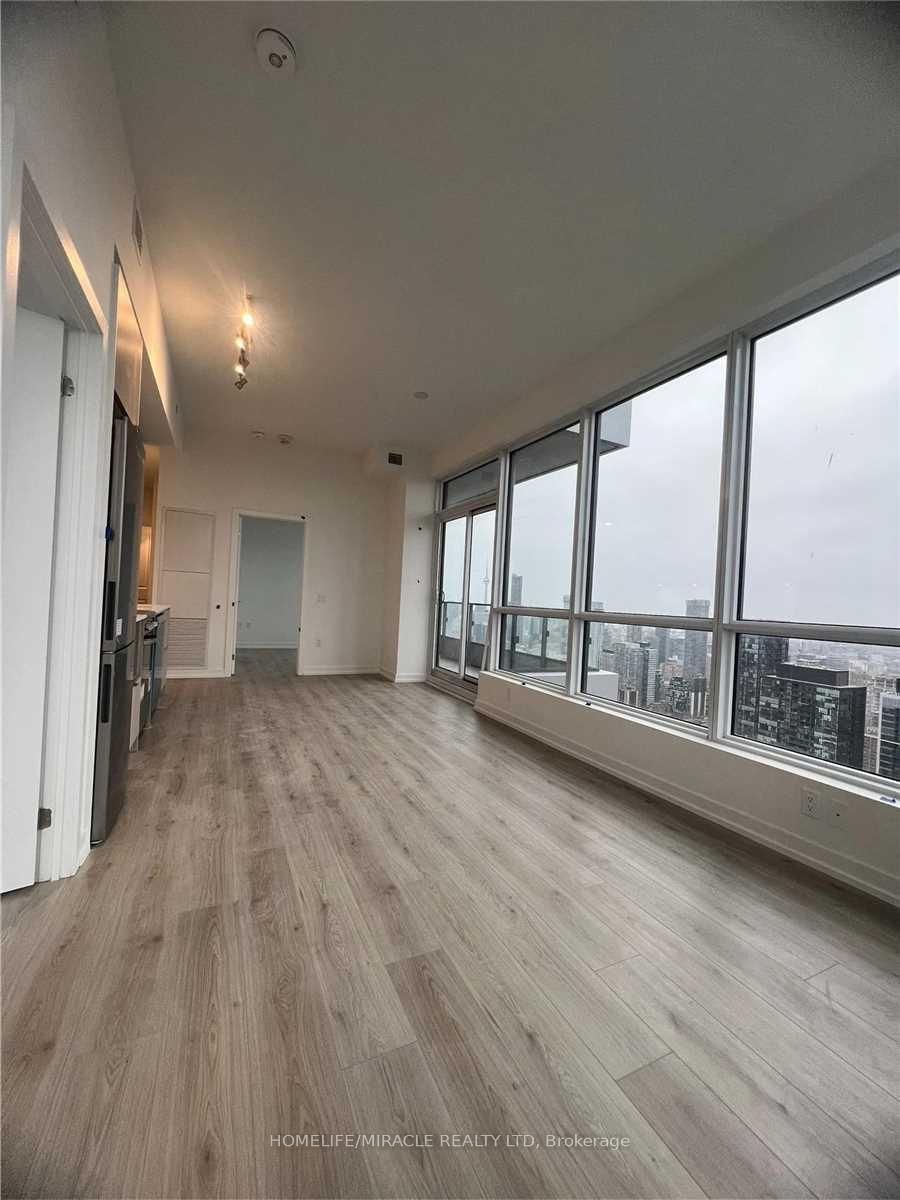 Photo 9 of Unit 5404, 395 Bloor St E, Toronto, North St. James Town — HOMEH