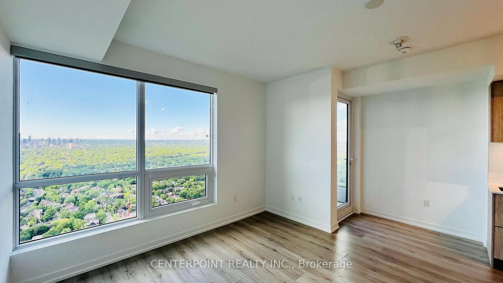 Photo 9 of Unit 5106, 395 Bloor St E, Toronto, North St. James Town — HOMEH
