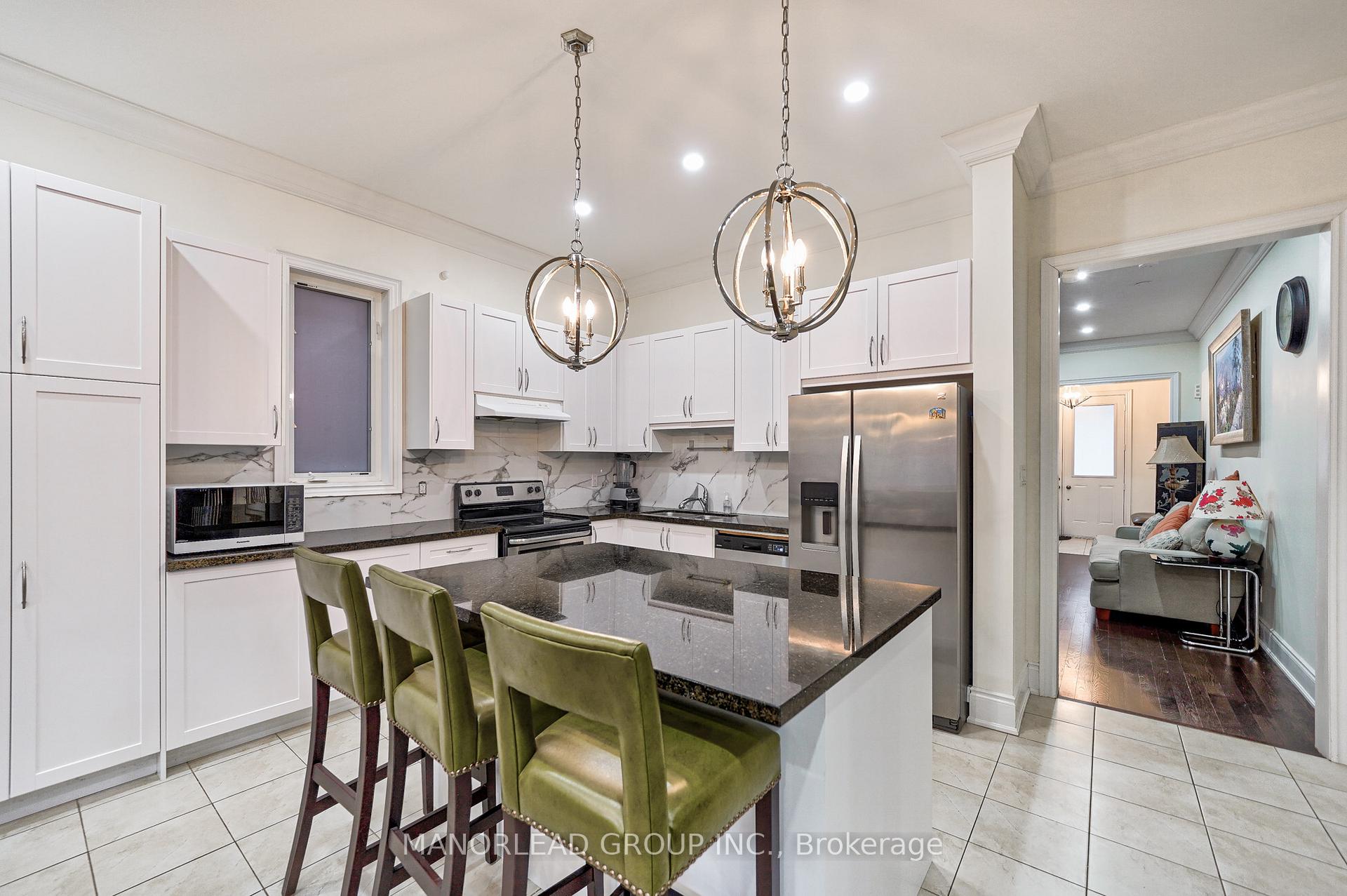 Photo 7 of 17 Mario Avenue, Markham, Cachet — HOMEH