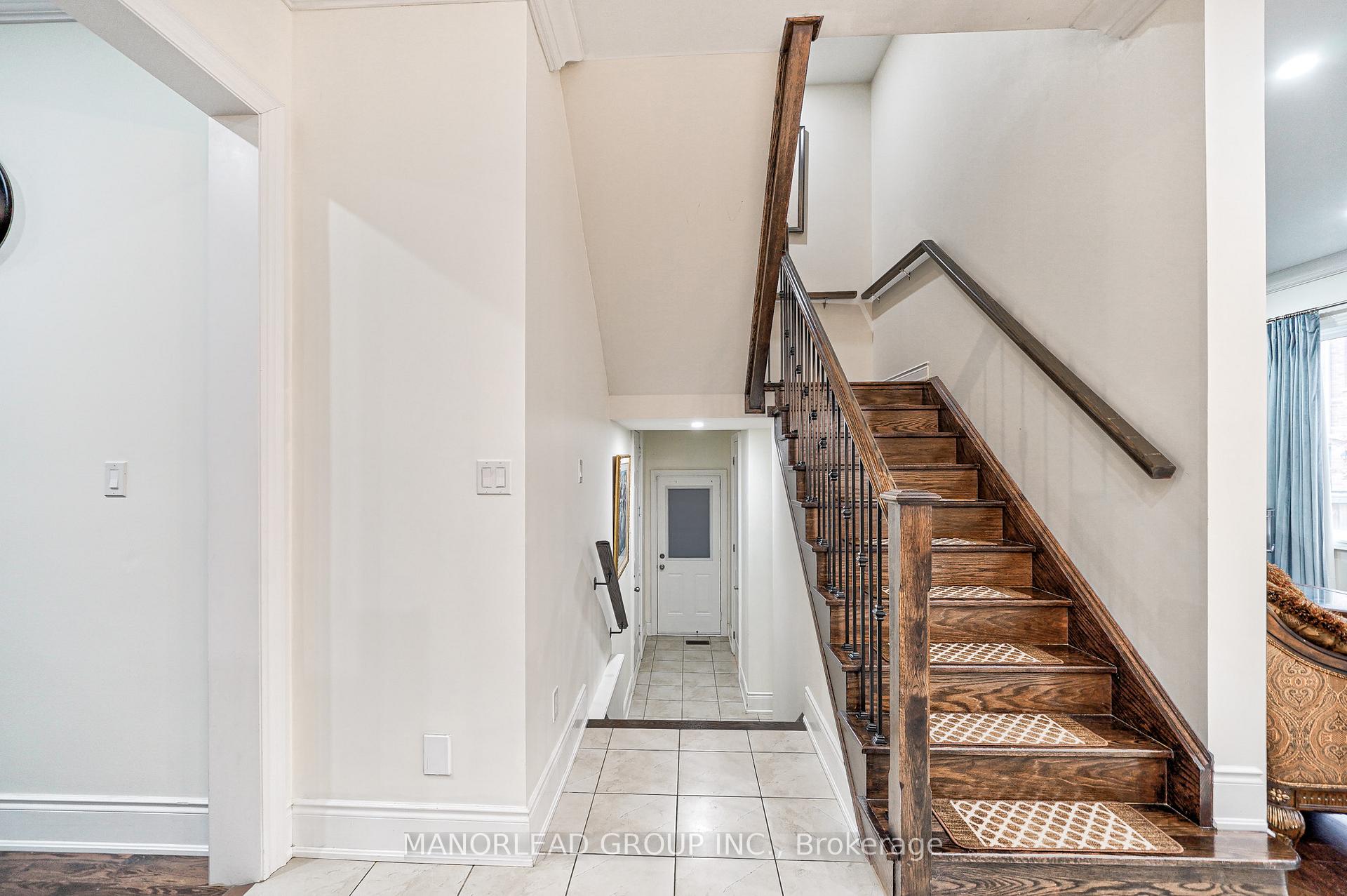 Photo 11 of 17 Mario Avenue, Markham, Cachet — HOMEH