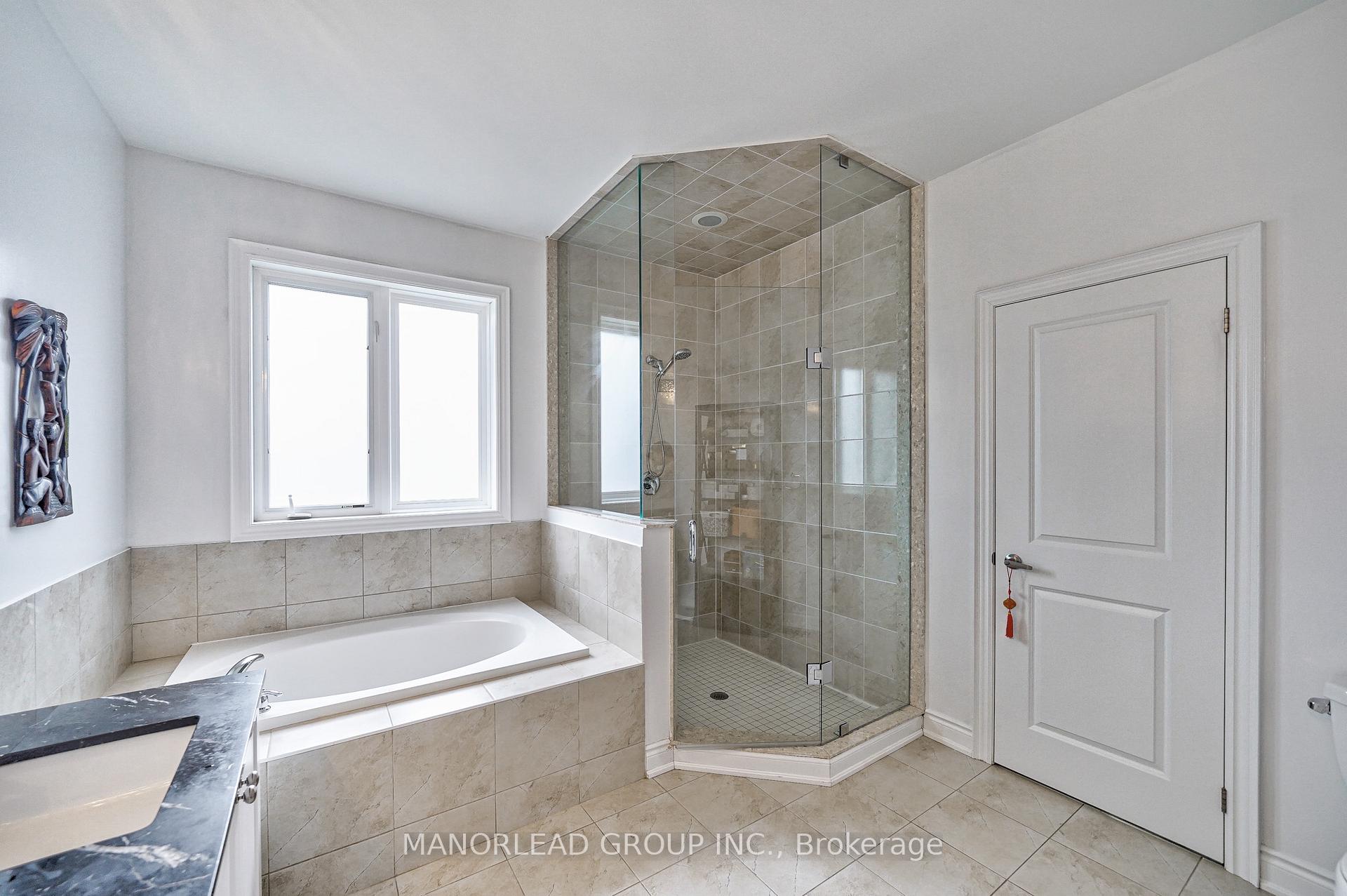 Photo 16 of 17 Mario Avenue, Markham, Cachet — HOMEH