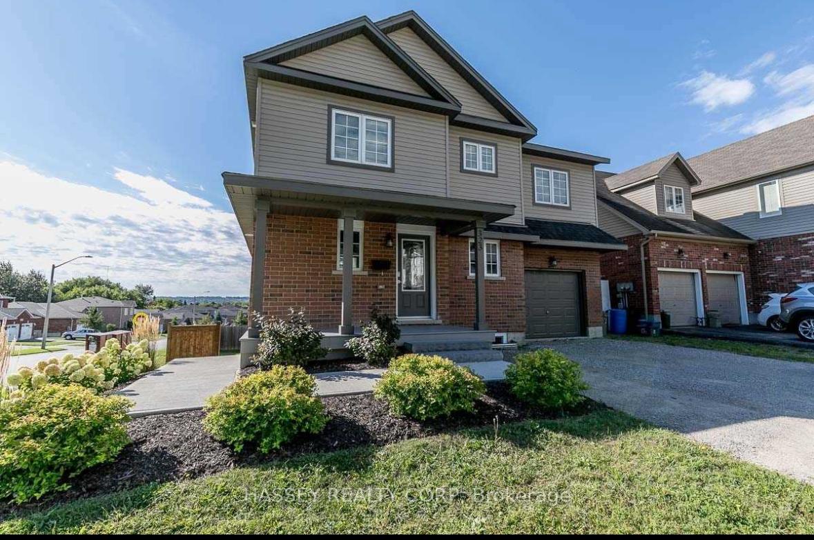 Photo 1 of Unit B, 323 Edgehill Dr., Barrie, Edgehill Drive — HOMEH