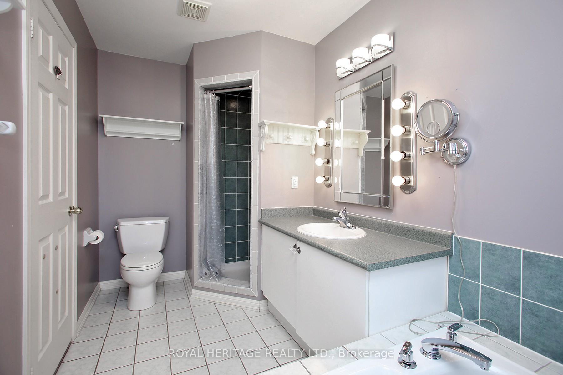 Photo 14 of 70 Longueuil Place, Whitby, Pringle Creek — HOMEH