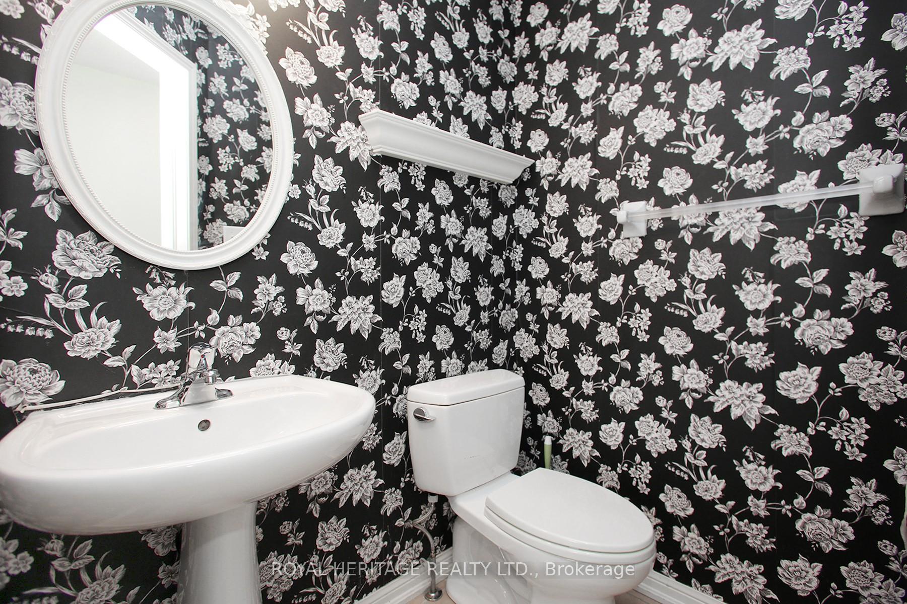 Photo 22 of 70 Longueuil Place, Whitby, Pringle Creek — HOMEH